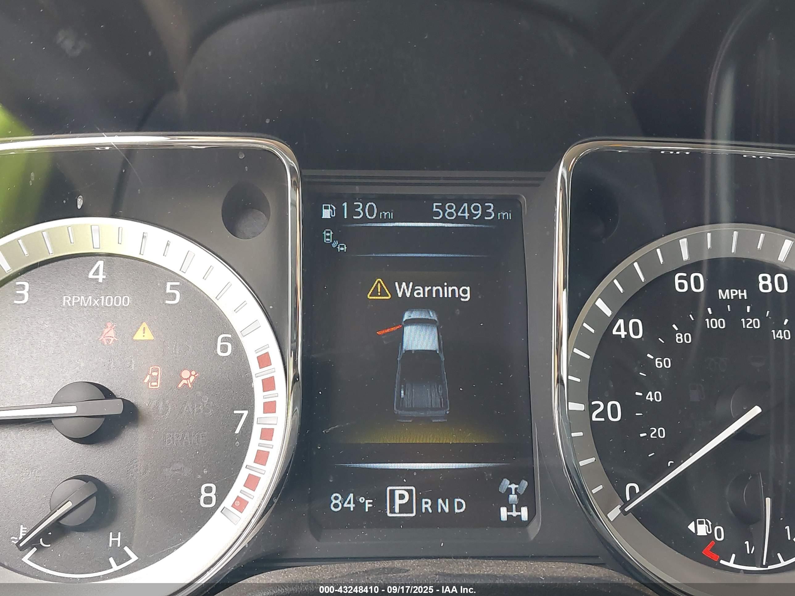 NISSAN TITAN image 7