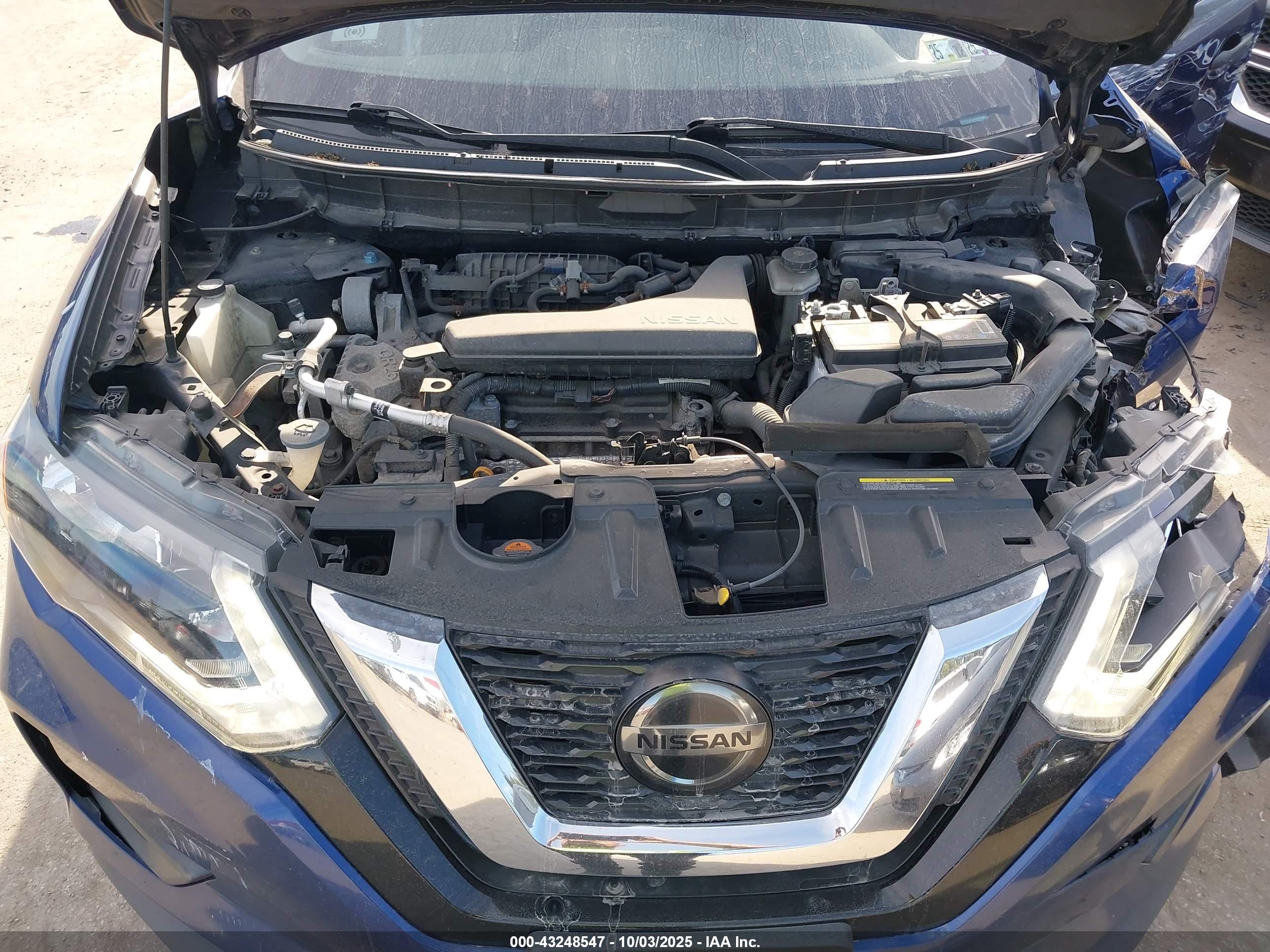 NISSAN ROGUE image 10