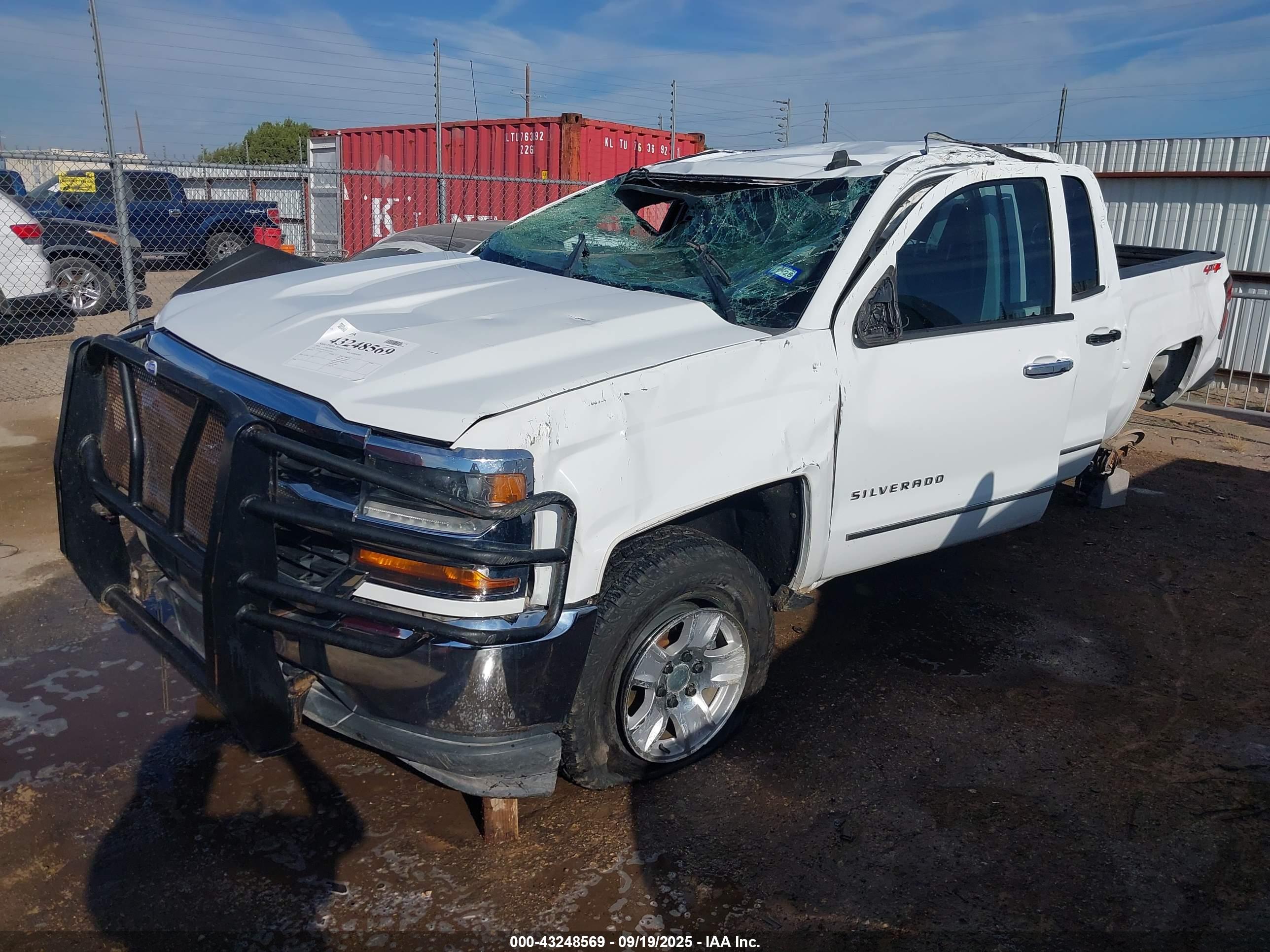 CHEVROLET SILVERADO image 2
