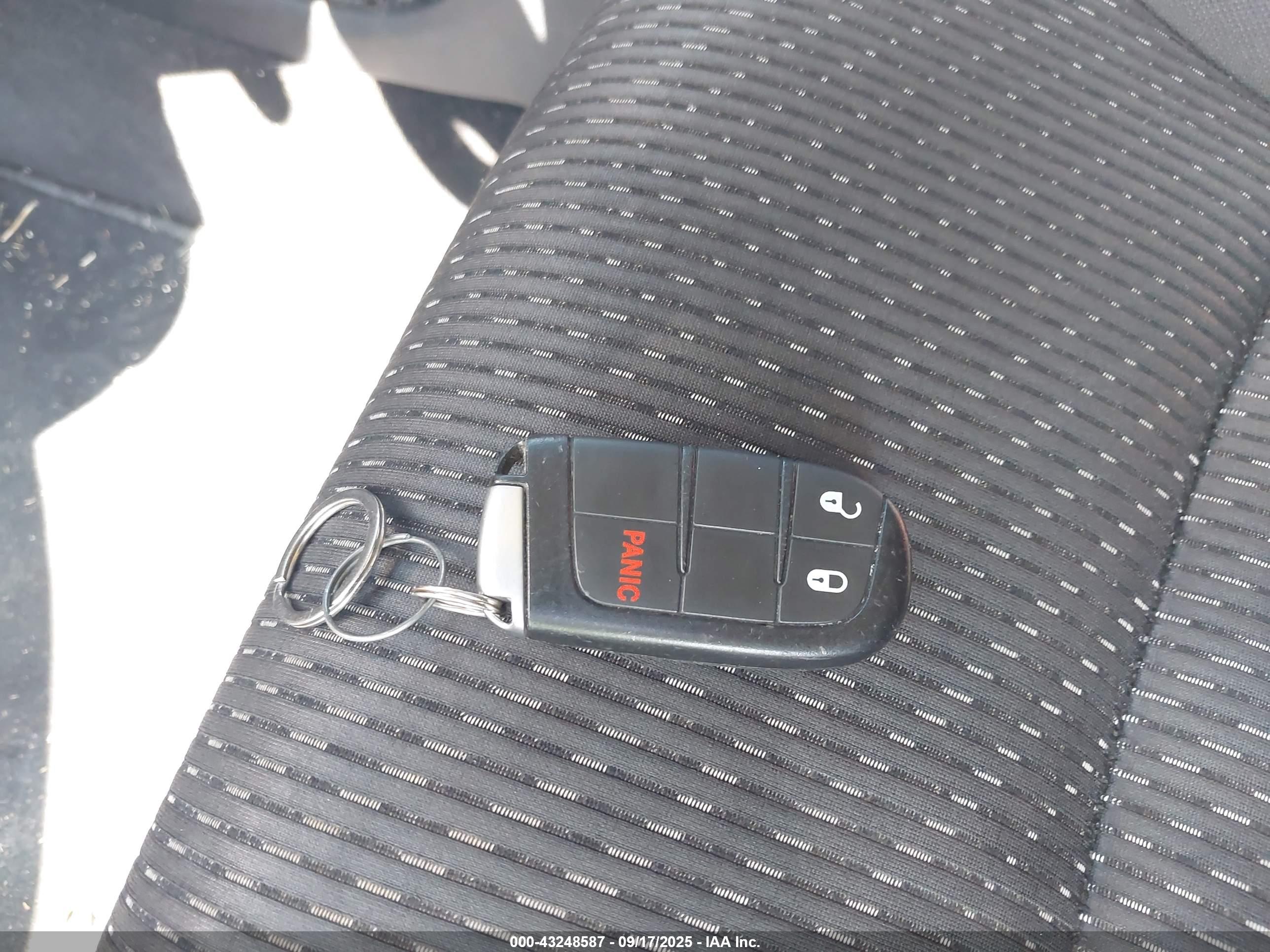 DODGE JOURNEY image 11
