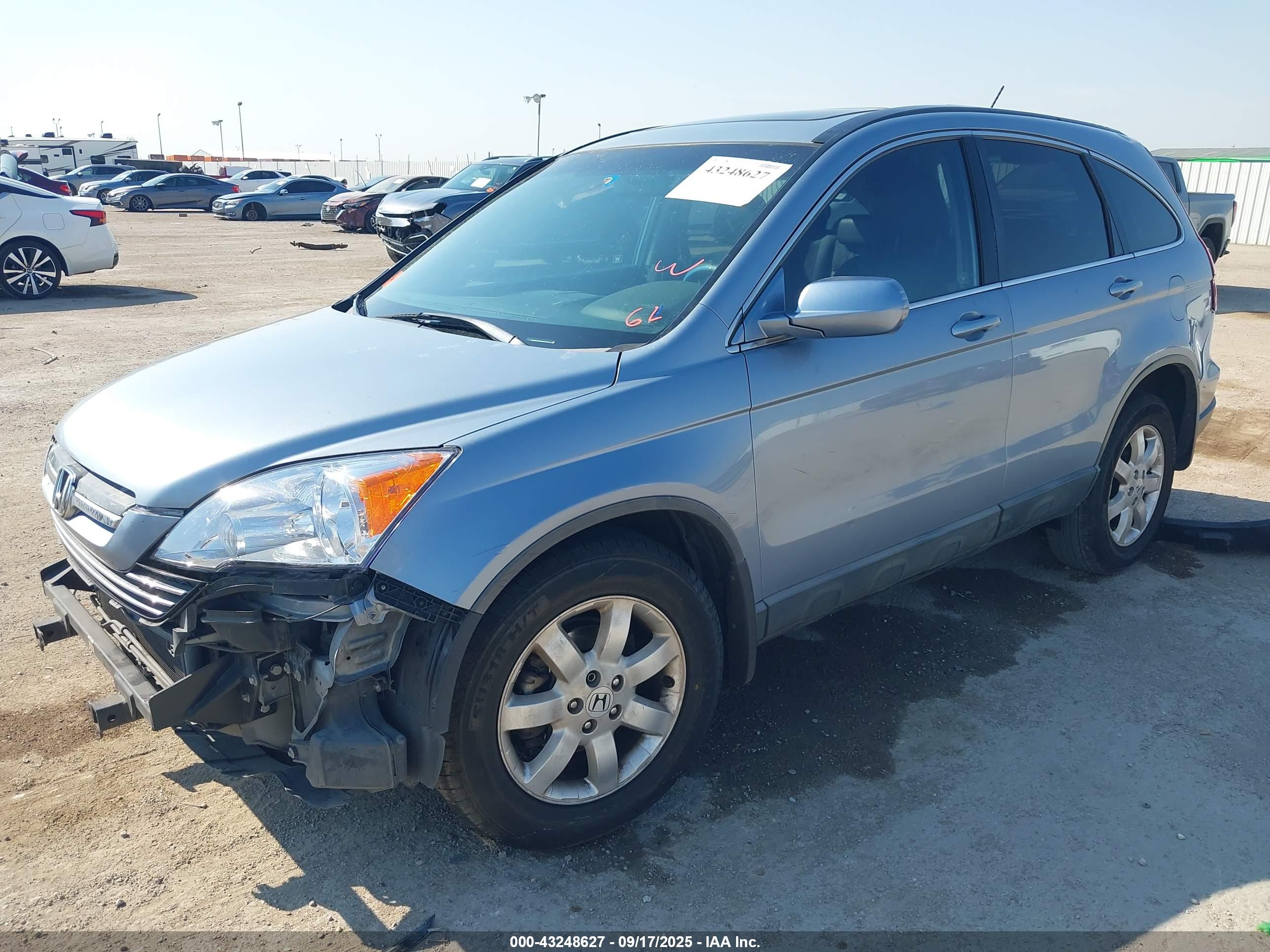 HONDA CR-V image 2