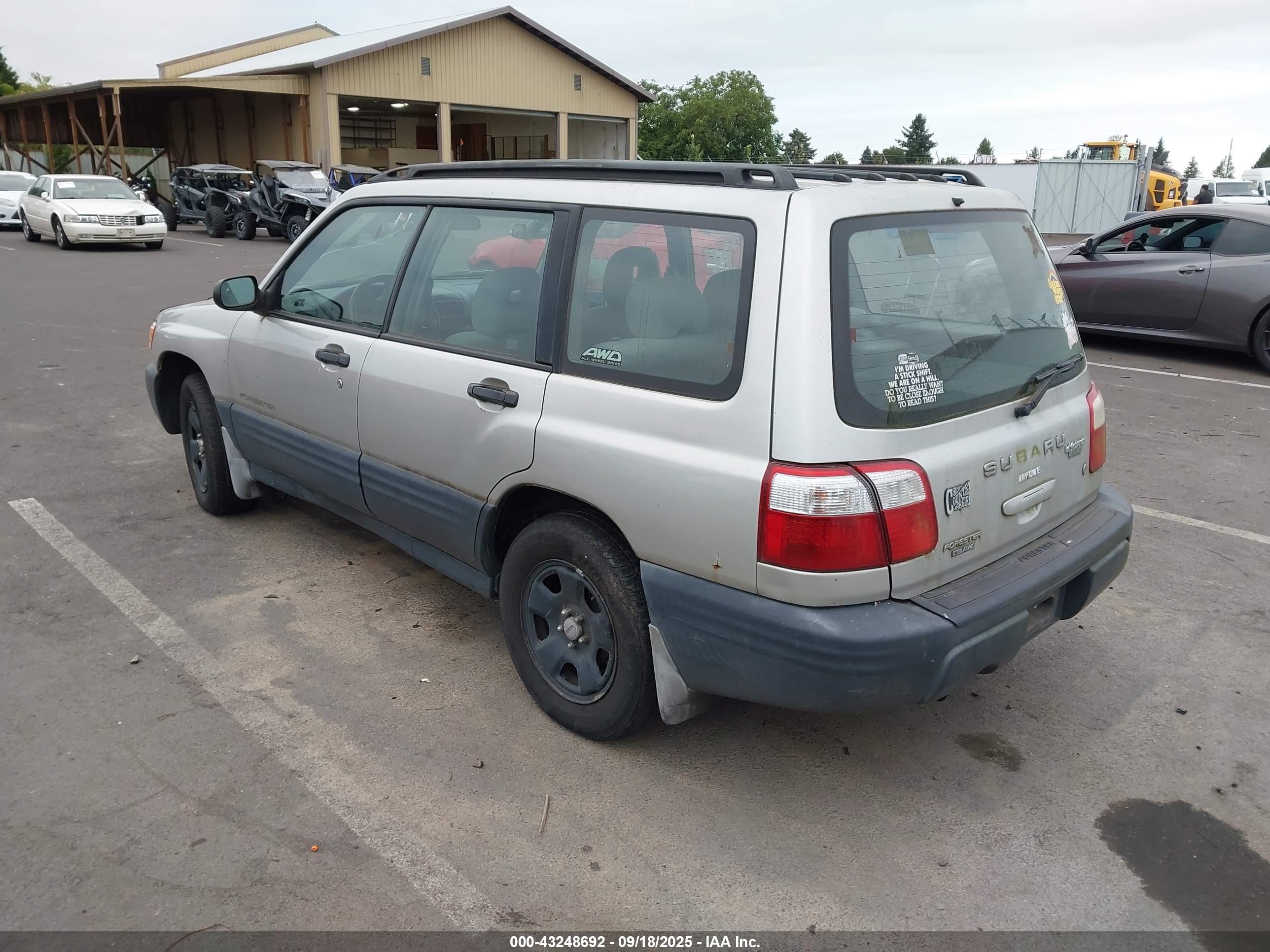 SUBARU FORESTER image 3
