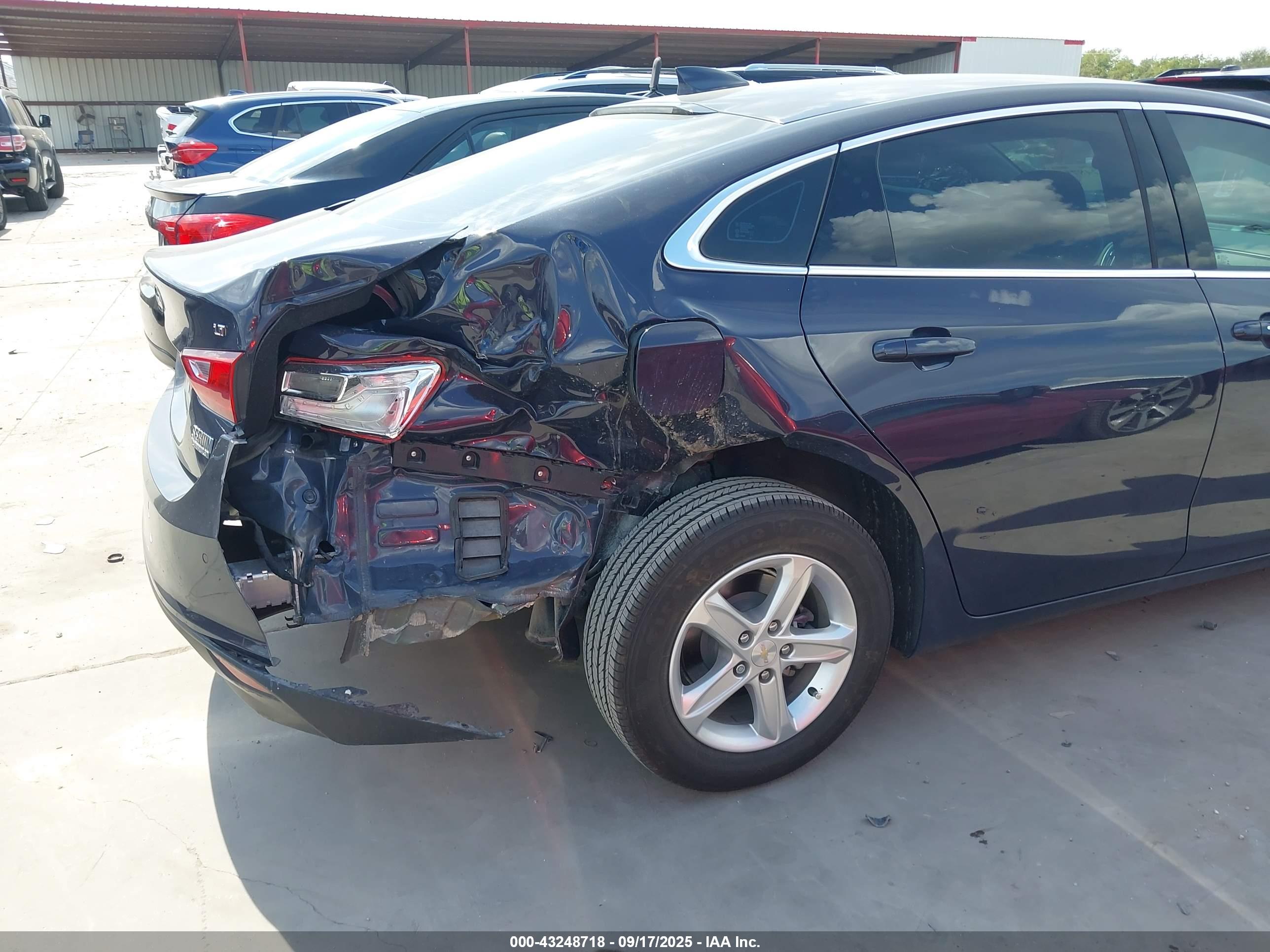 CHEVROLET MALIBU image 6