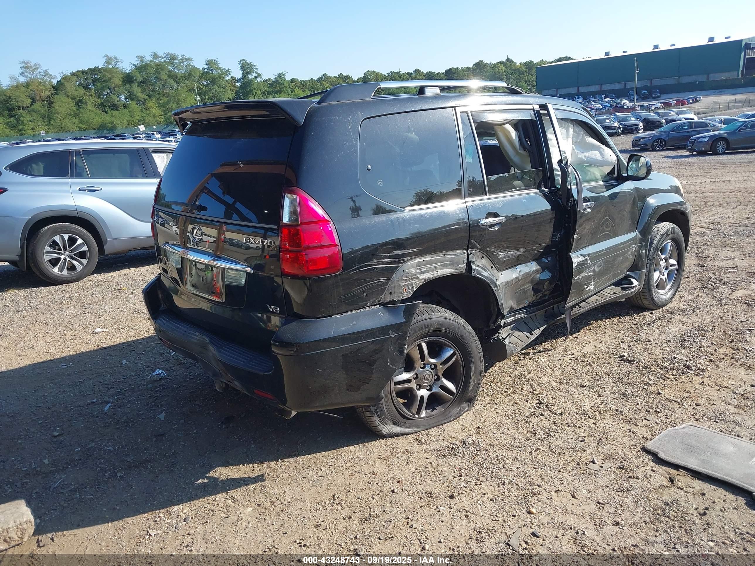 LEXUS GX image 4