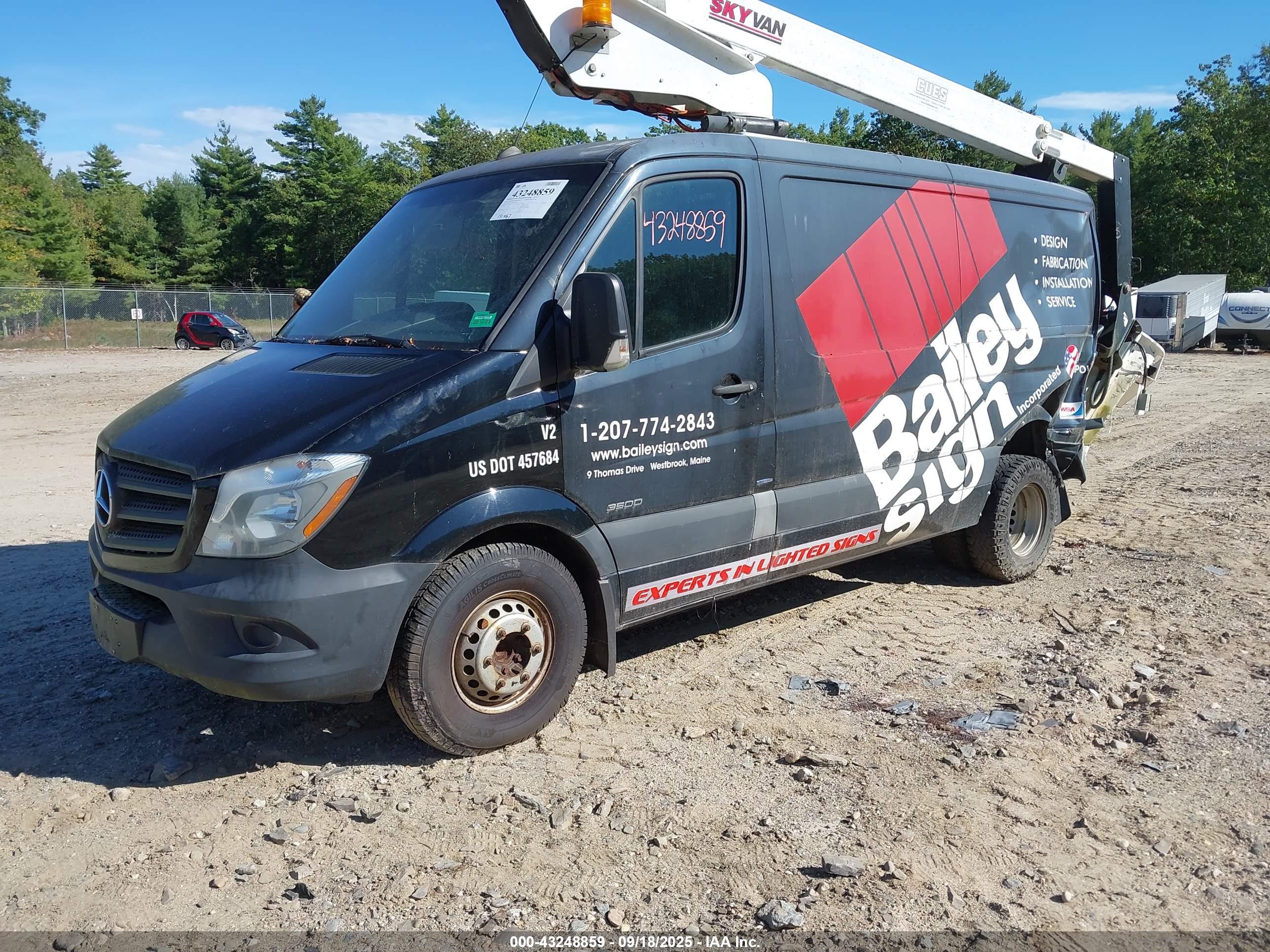 MERCEDES-BENZ SPRINTER image 2
