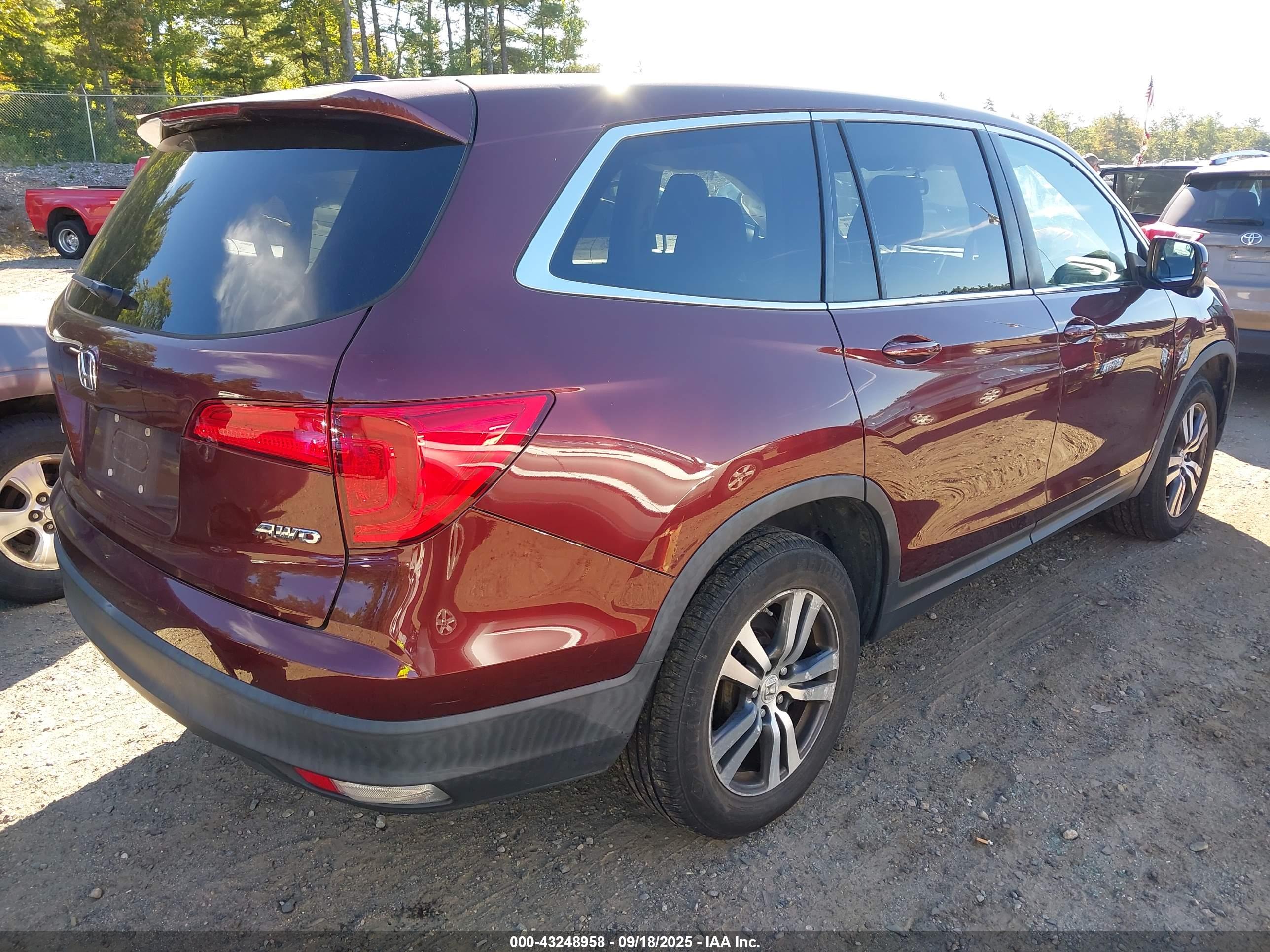 HONDA PILOT image 4