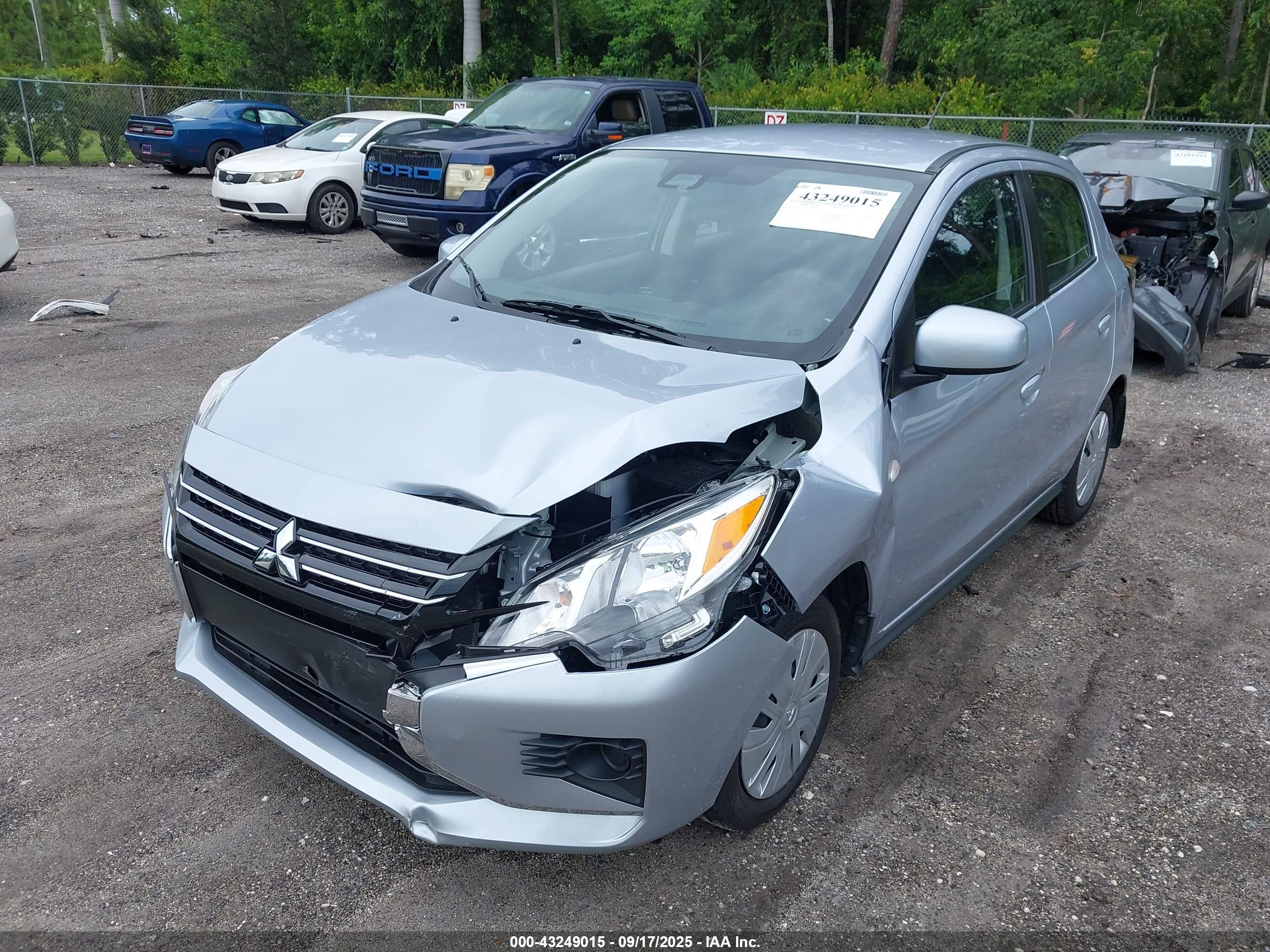 MITSUBISHI MIRAGE image 6