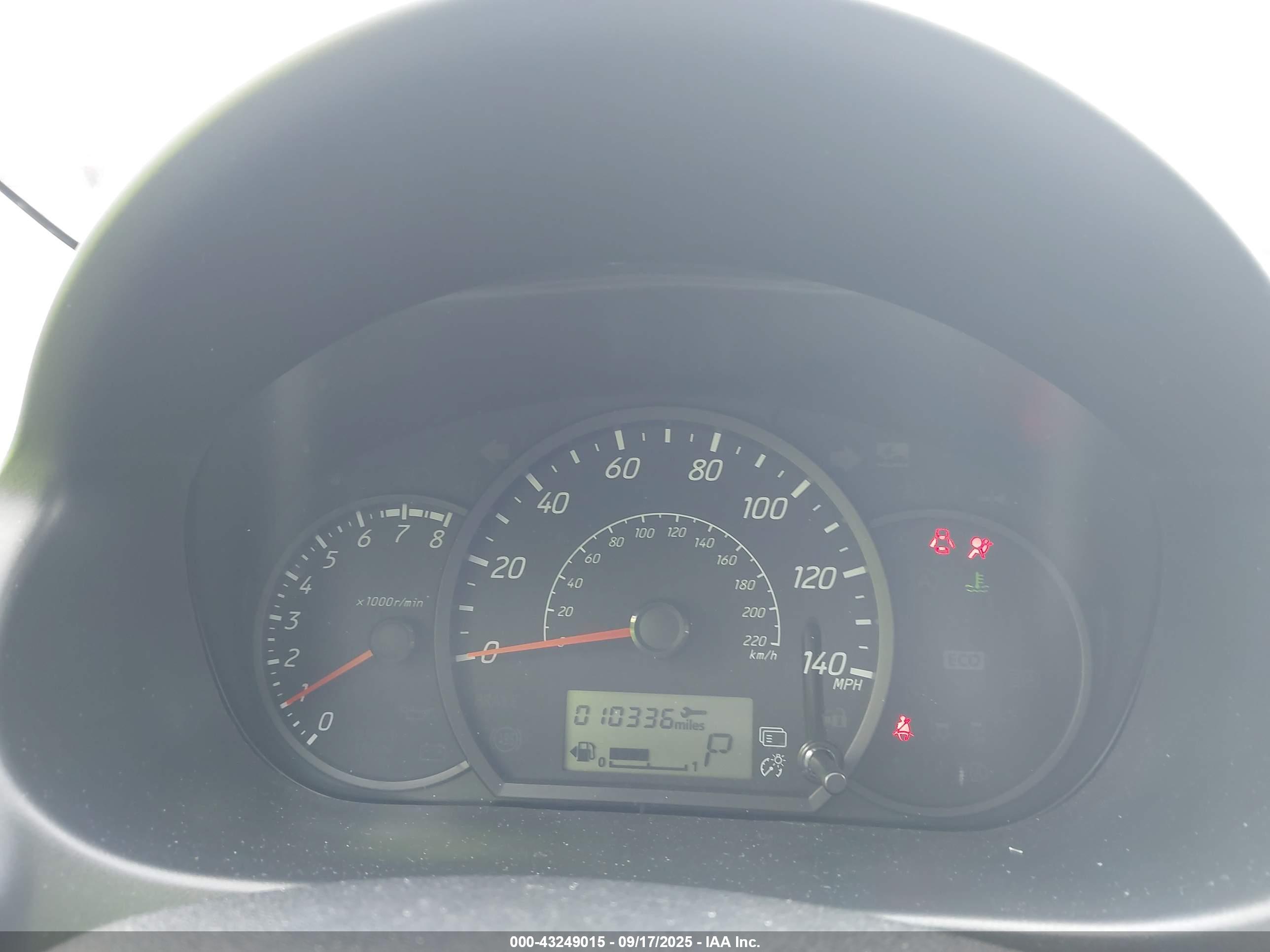 MITSUBISHI MIRAGE image 7