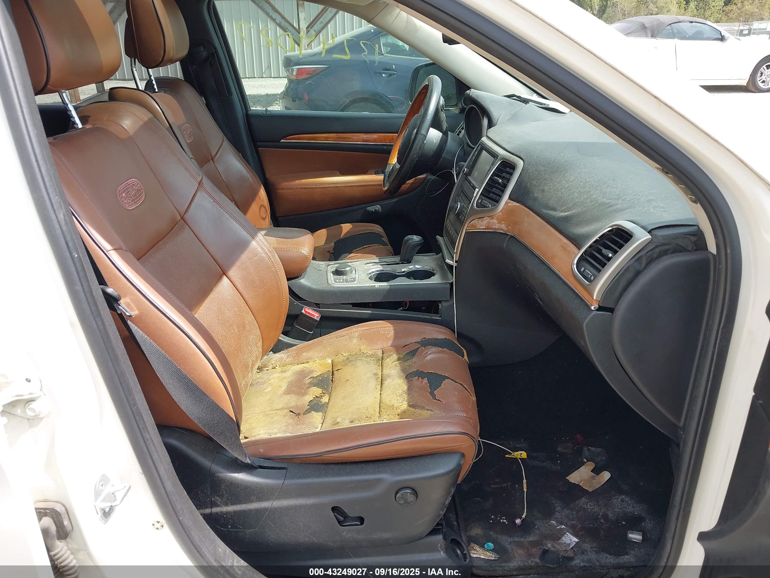 JEEP GRAND image 5
