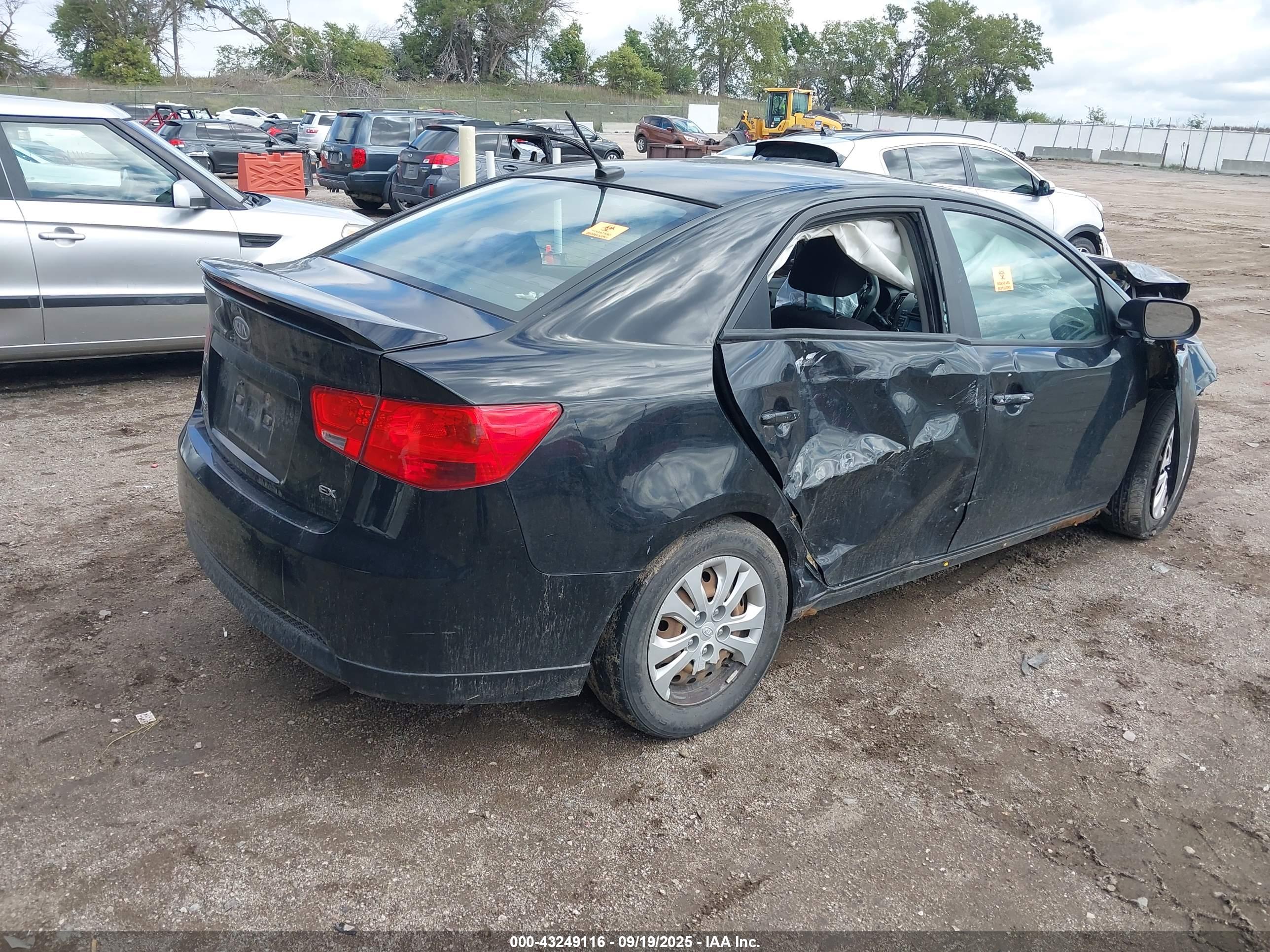 KIA FORTE image 4