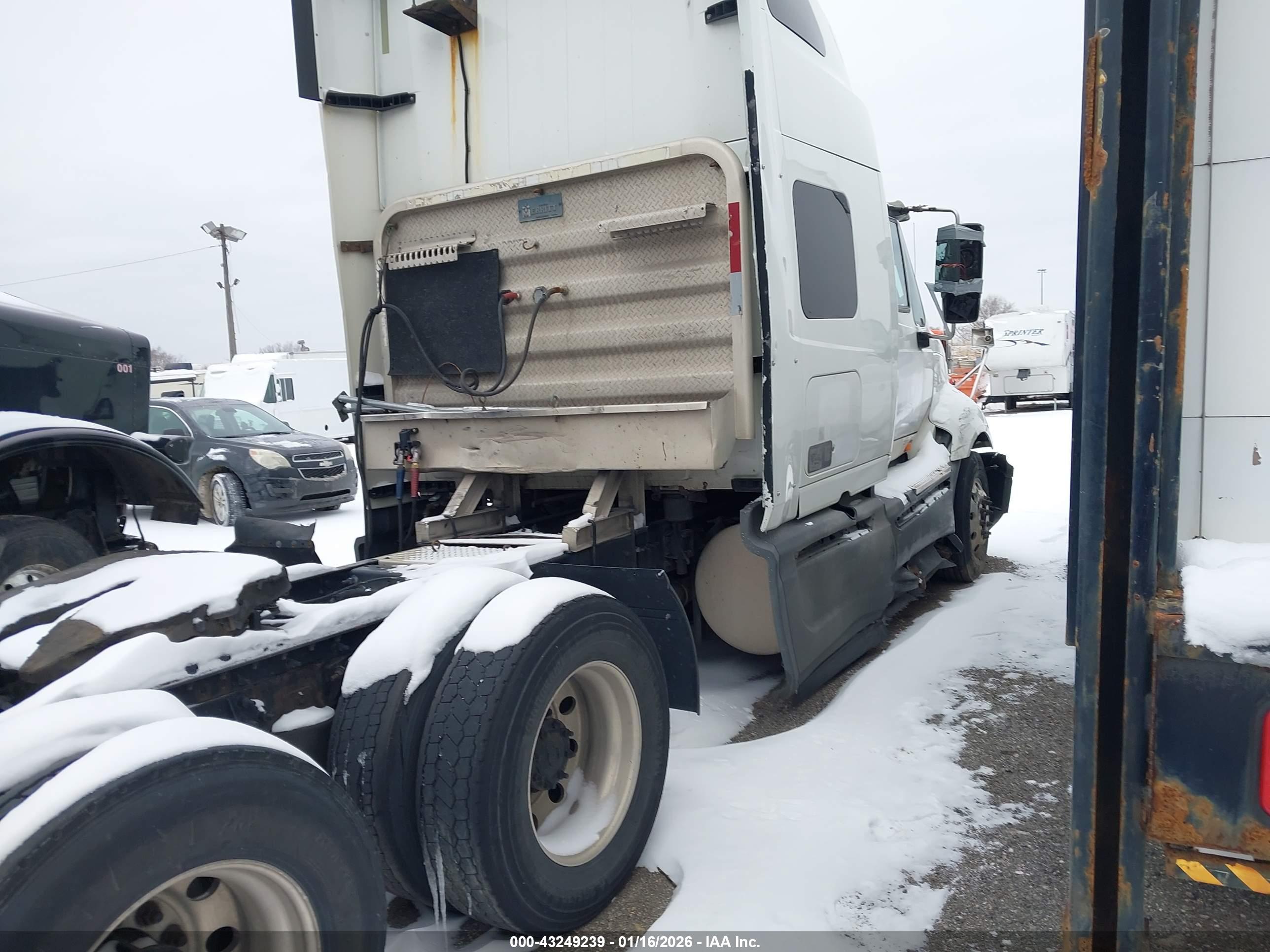 INTERNATIONAL PROSTAR image 4