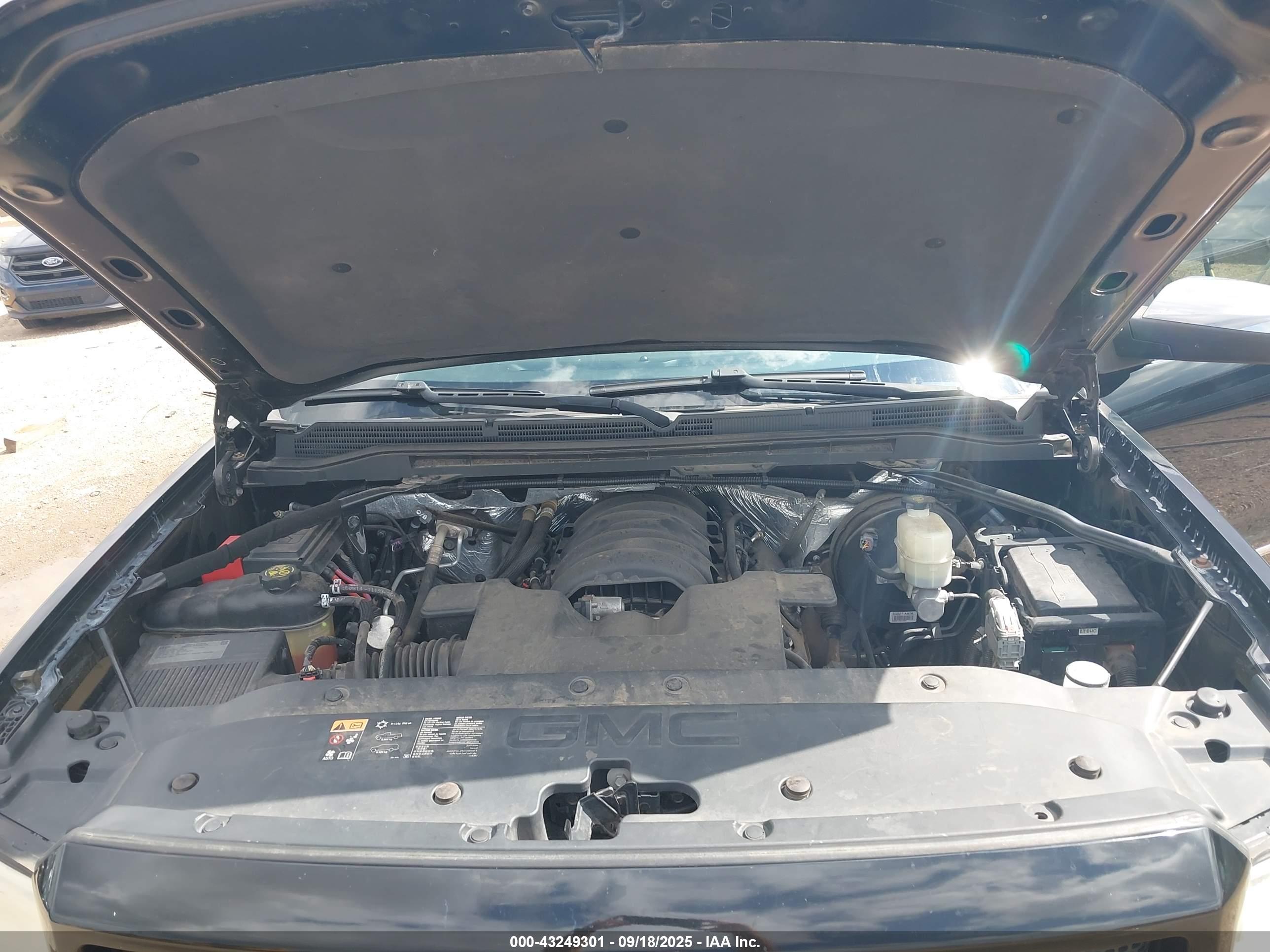 GMC SIERRA image 10