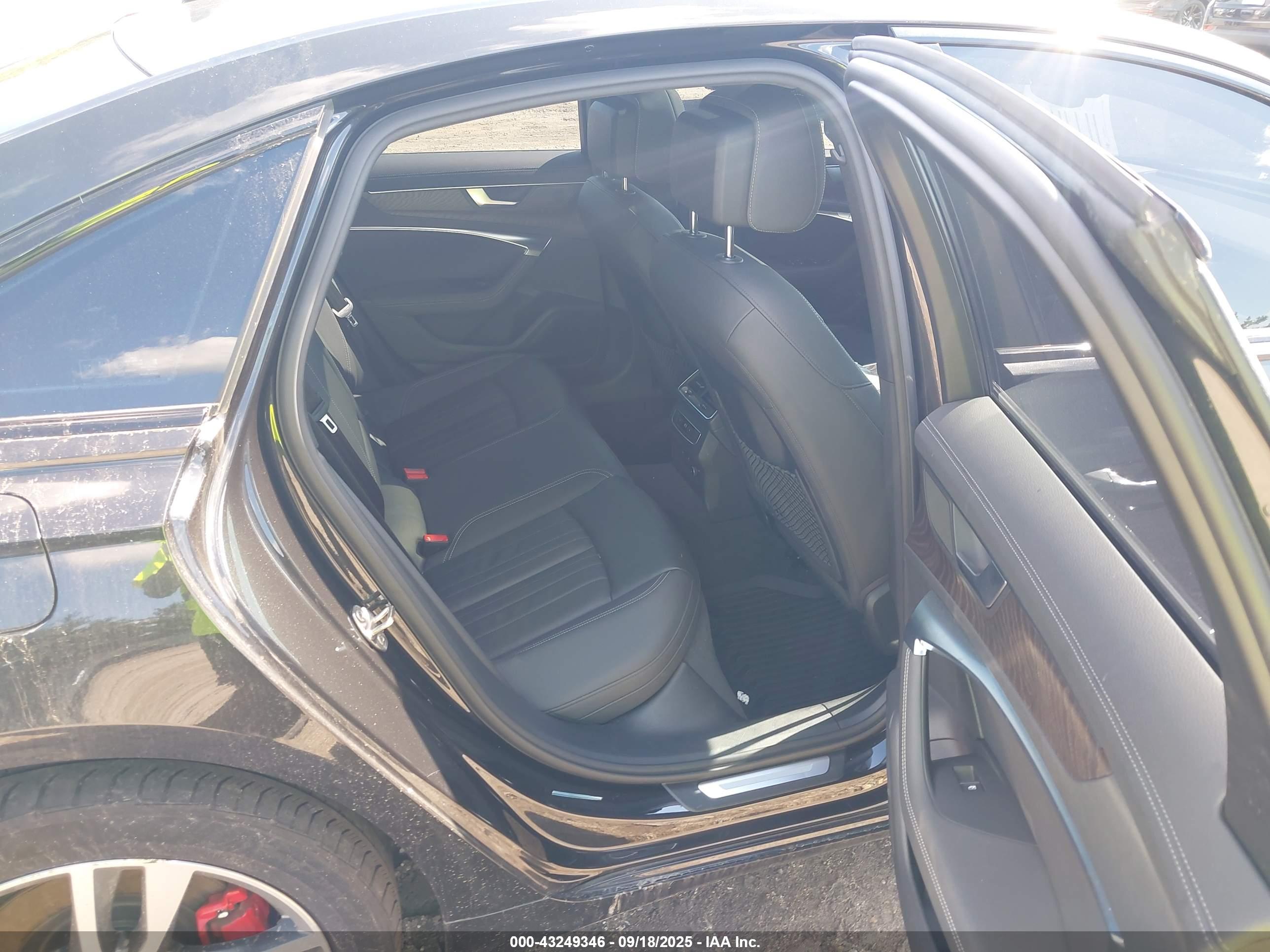 AUDI A6 image 8