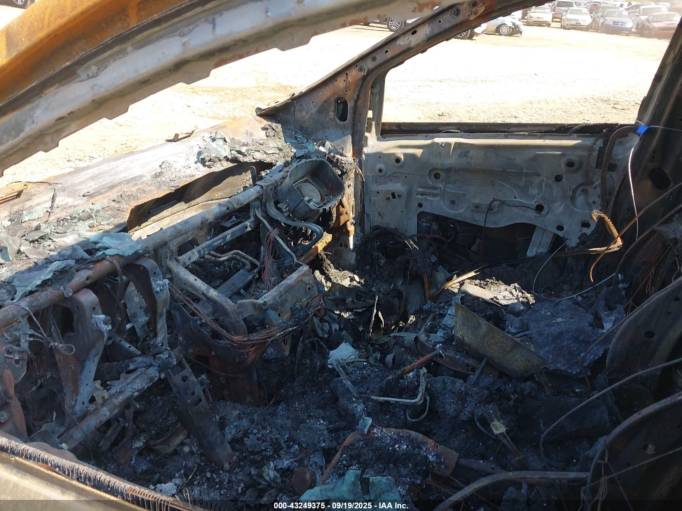 FORD ESCAPE image 5