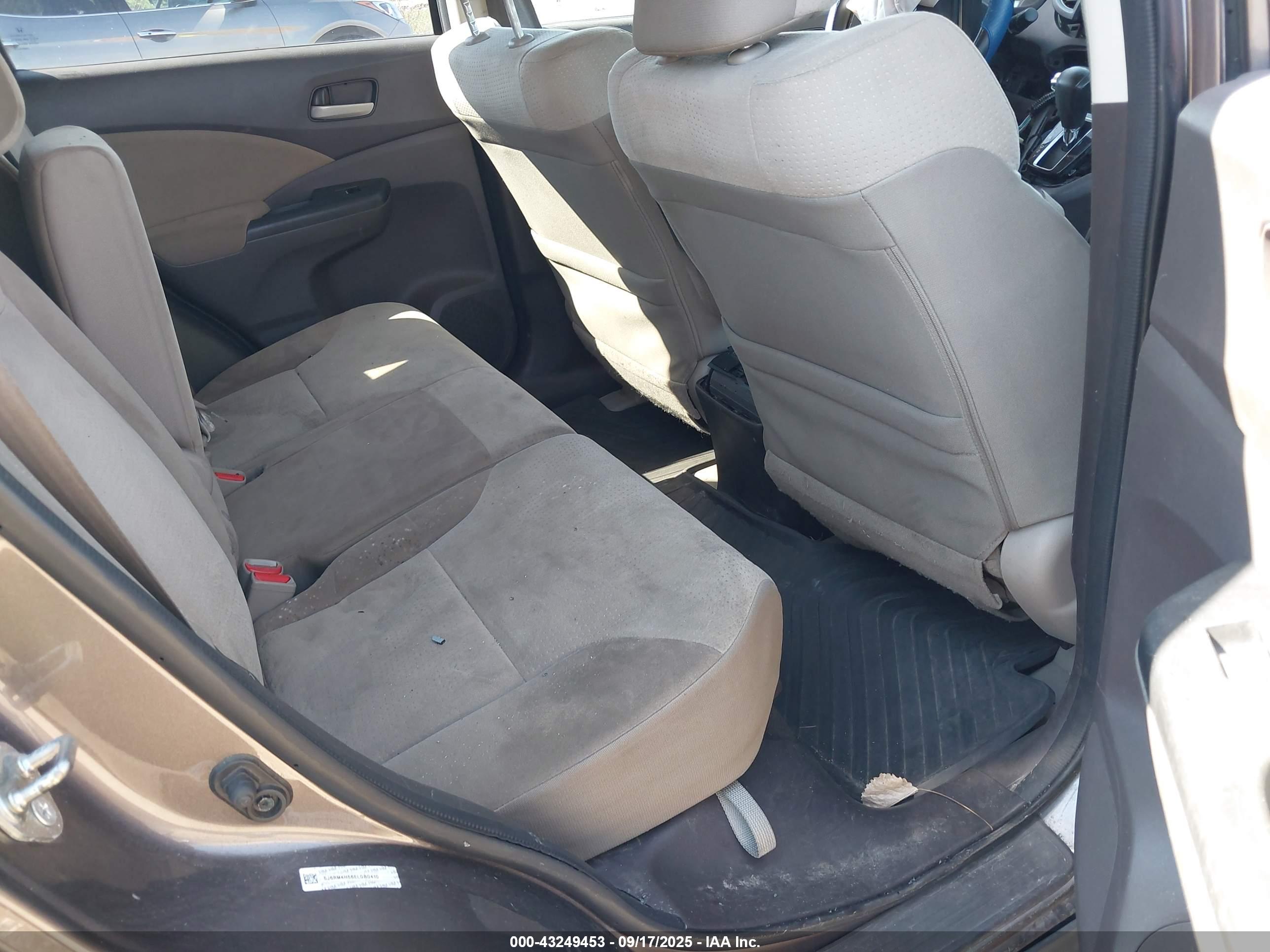 HONDA CR-V image 8