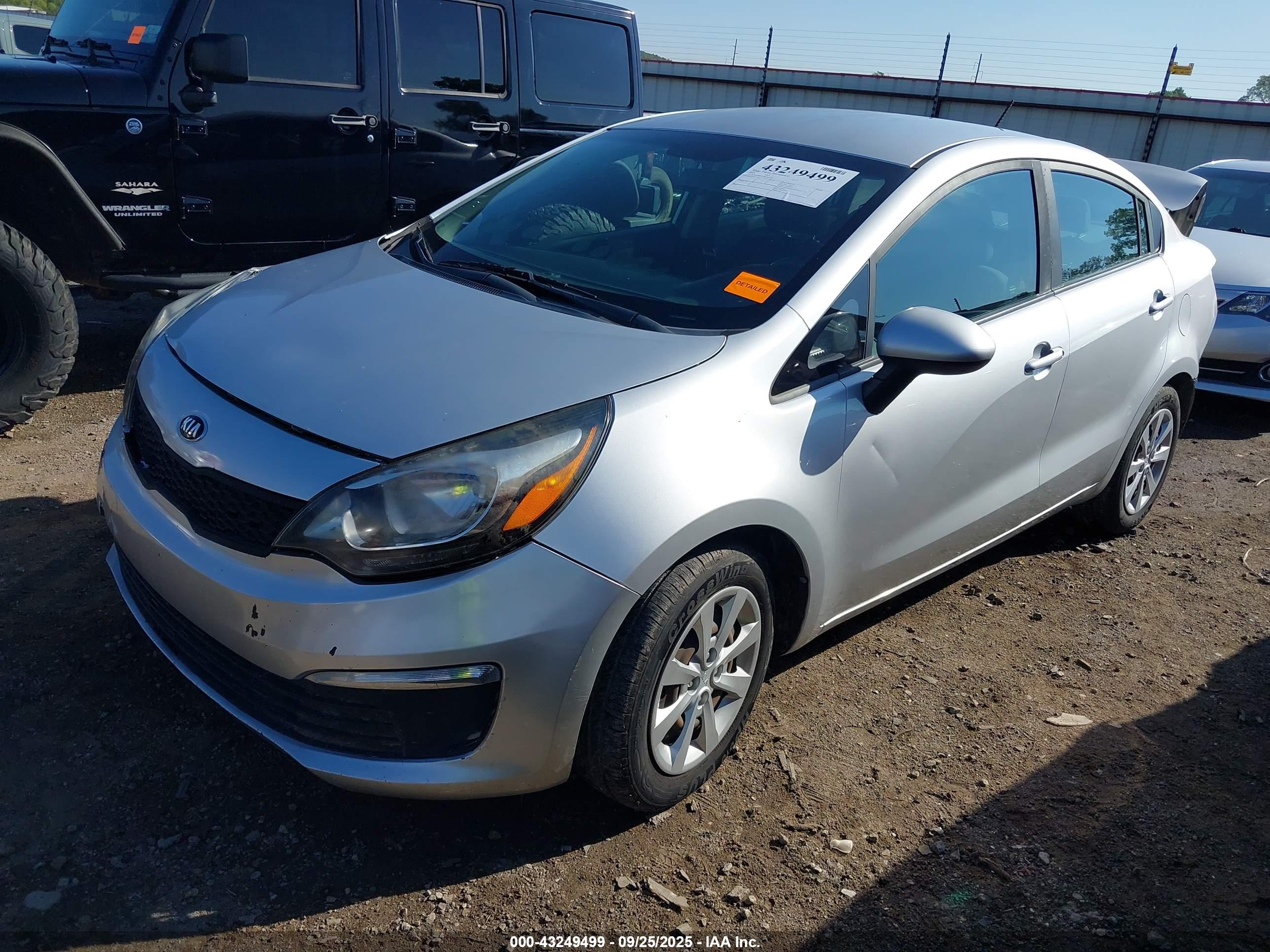 KIA RIO image 2