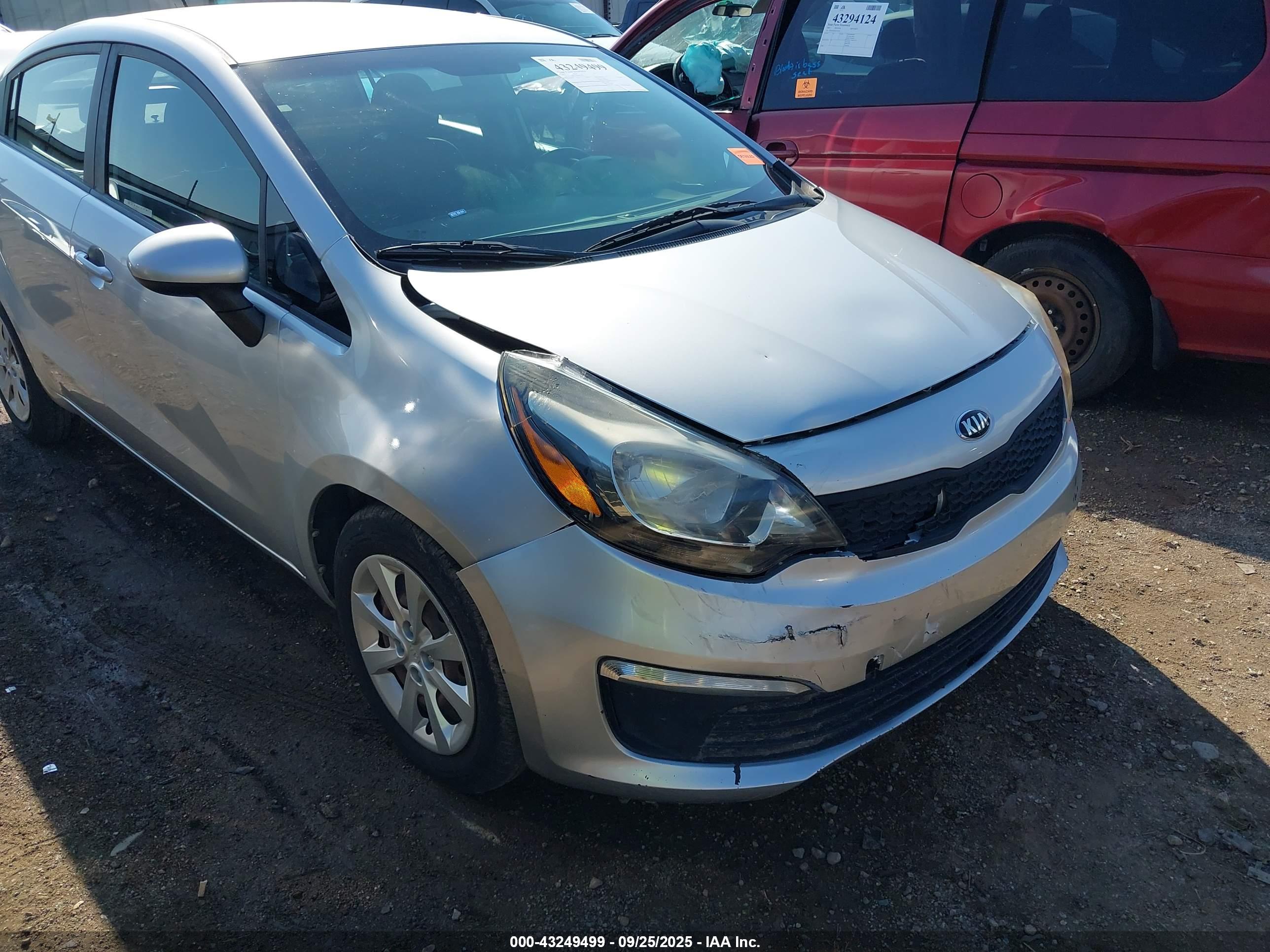 KIA RIO image 6