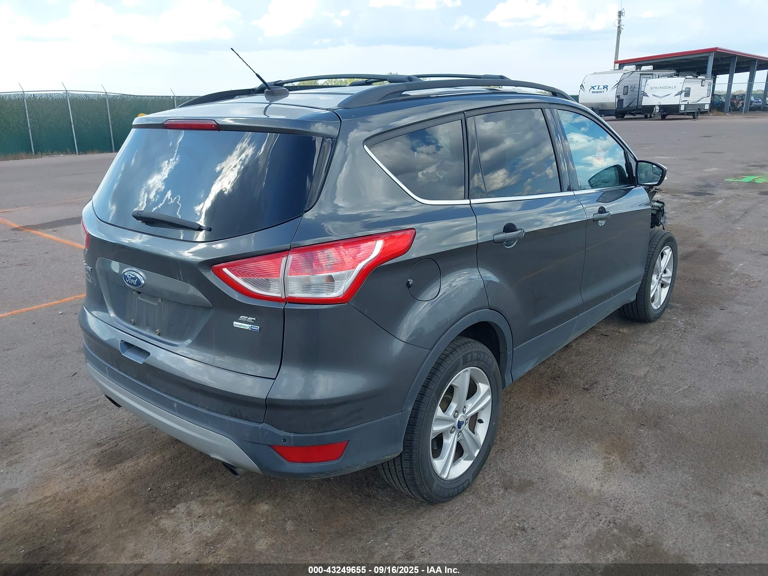 FORD ESCAPE image 4