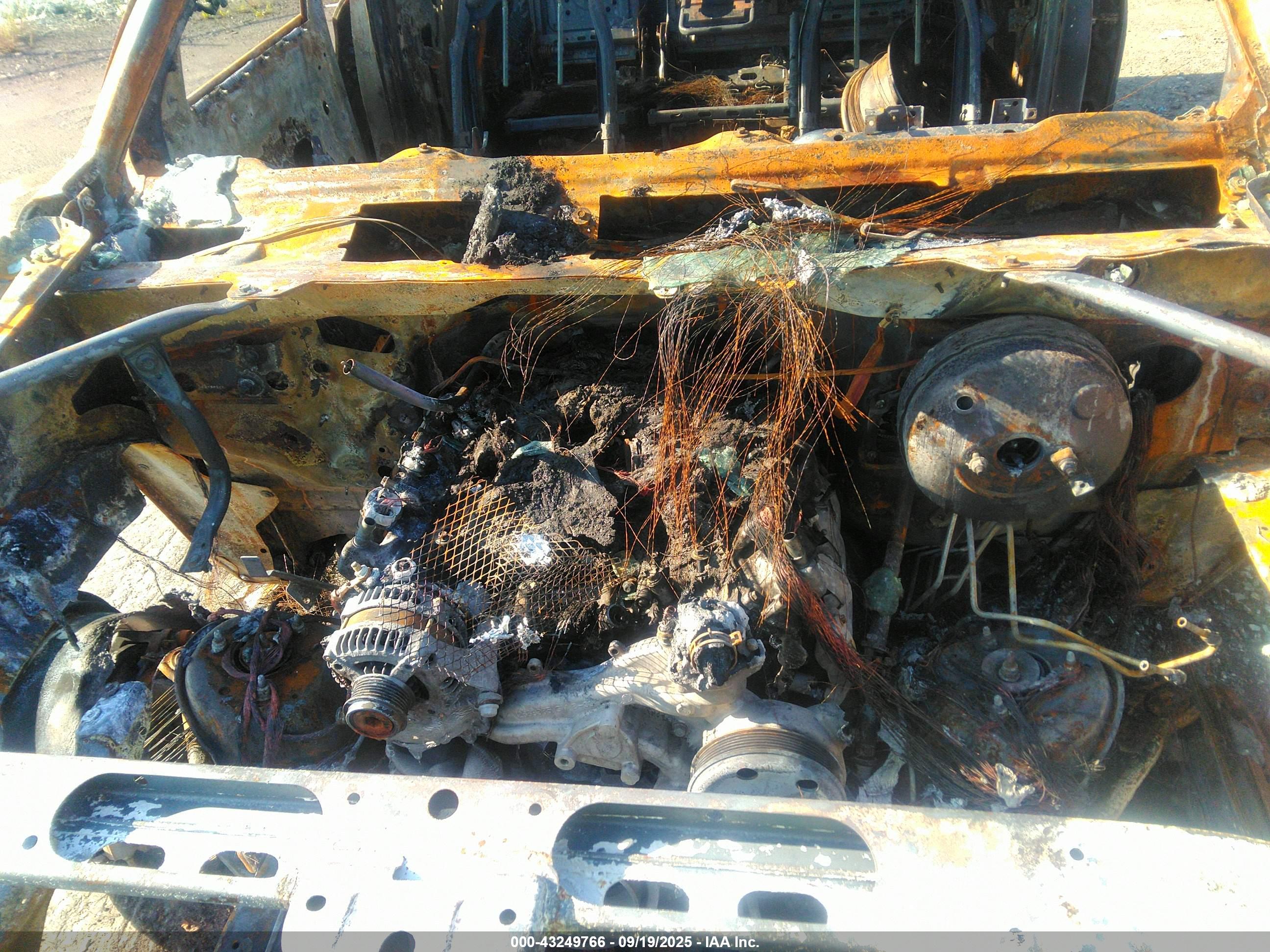 CHEVROLET TAHOE image 10