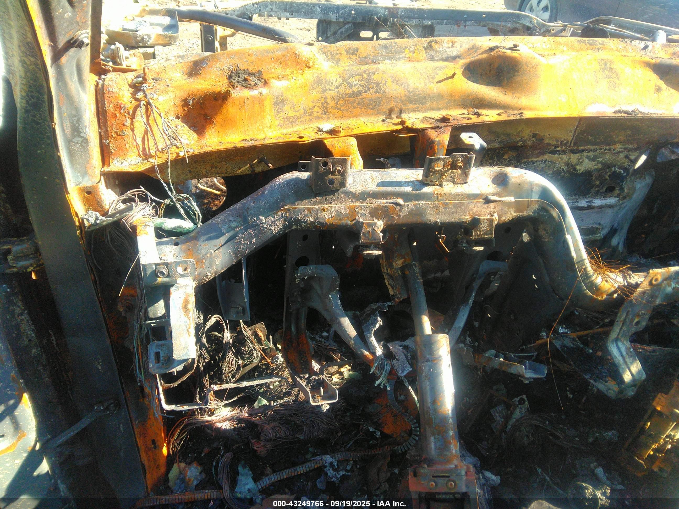 CHEVROLET TAHOE image 7