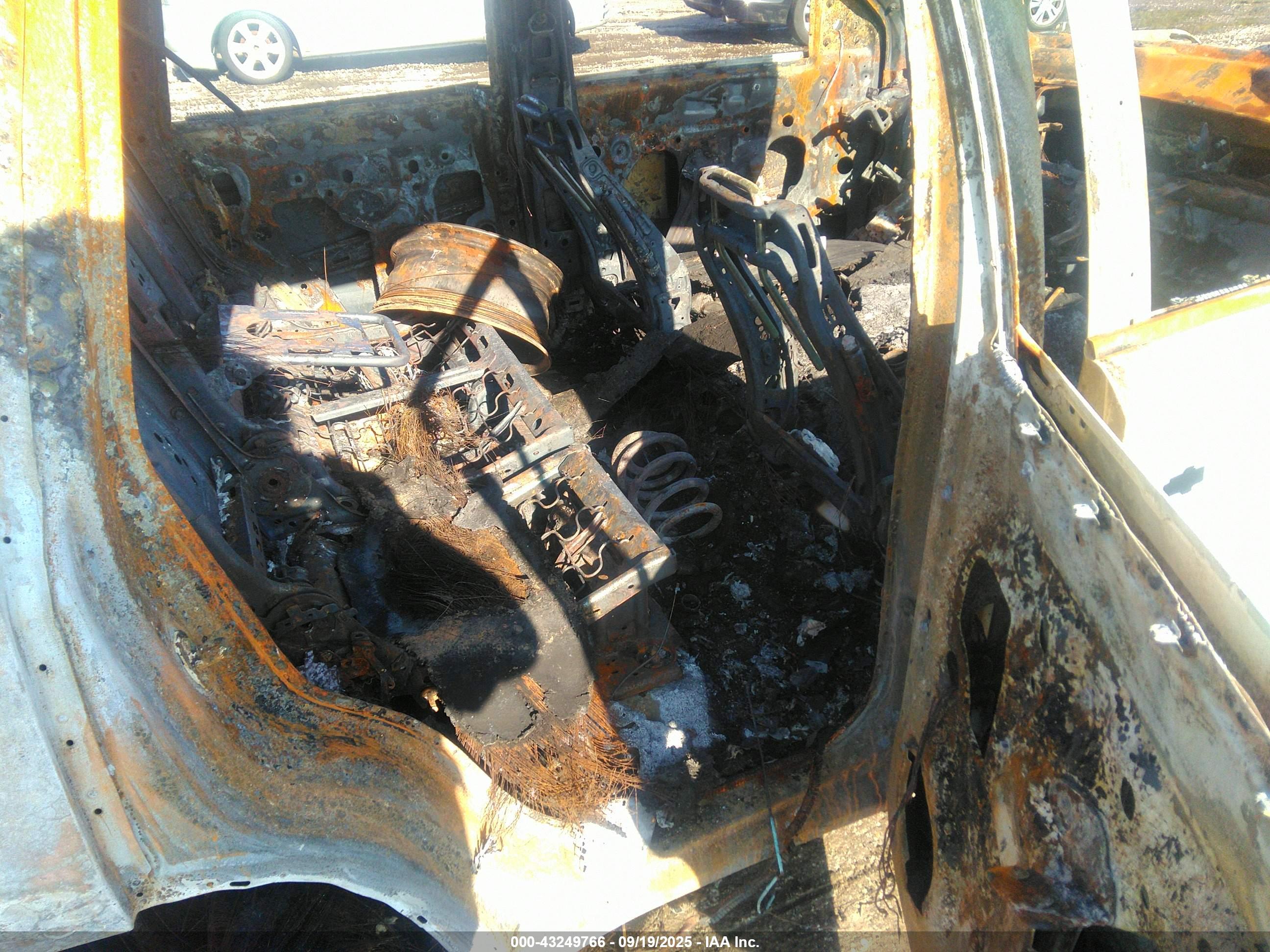 CHEVROLET TAHOE image 8