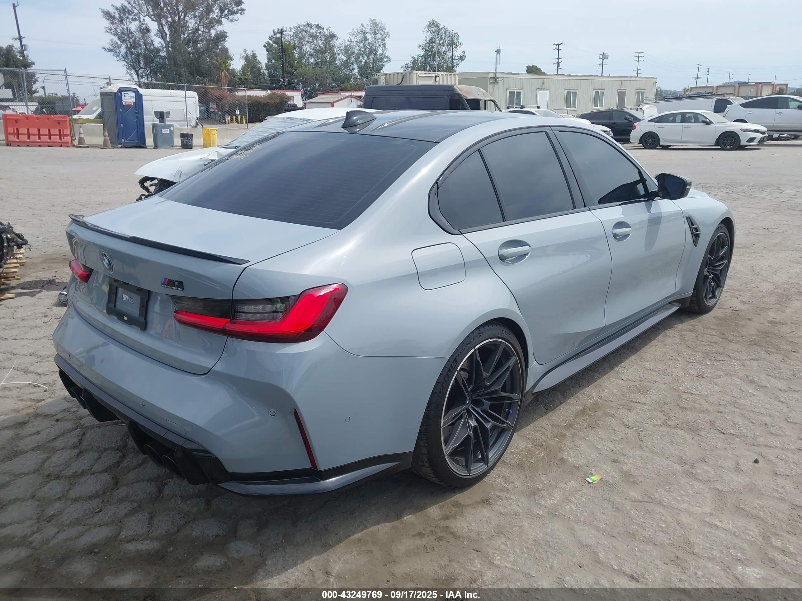 BMW M3 image 4