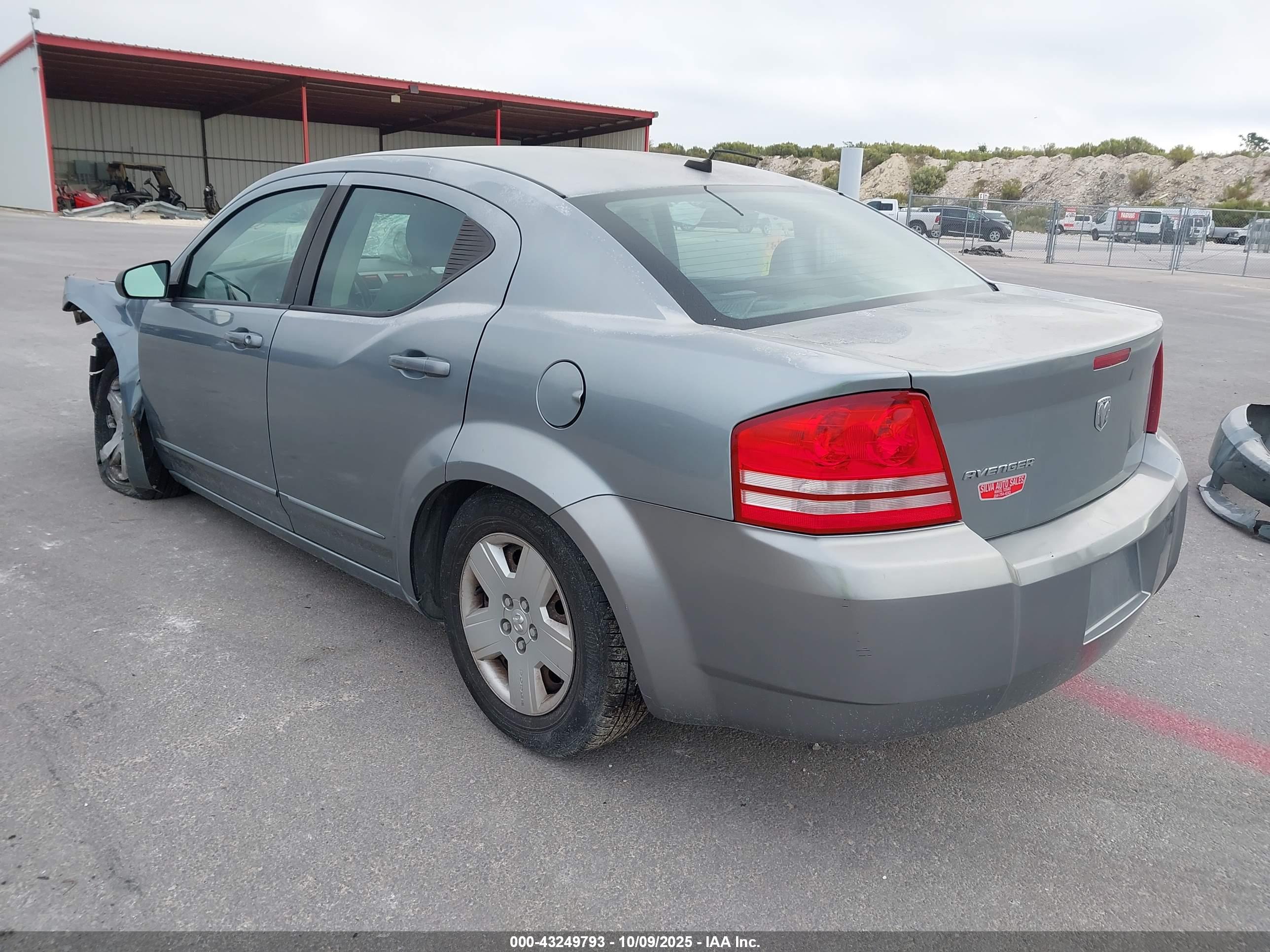 DODGE AVENGER image 3