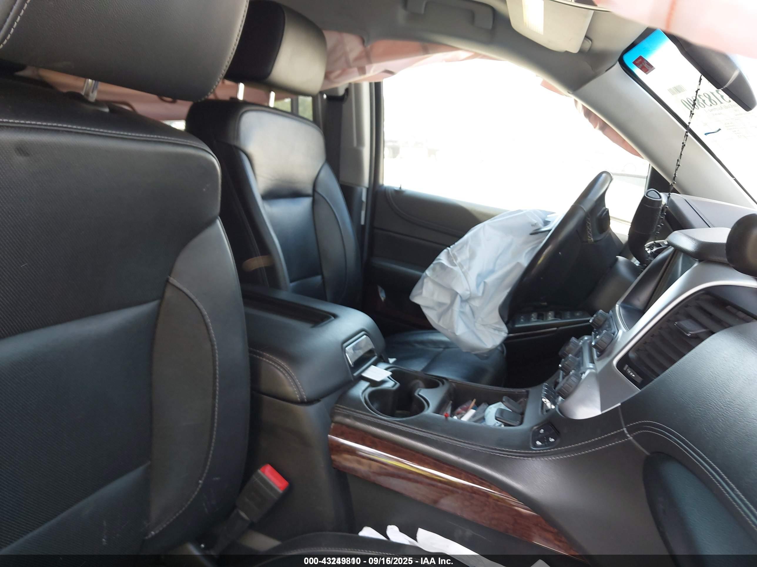 GMC YUKON image 5