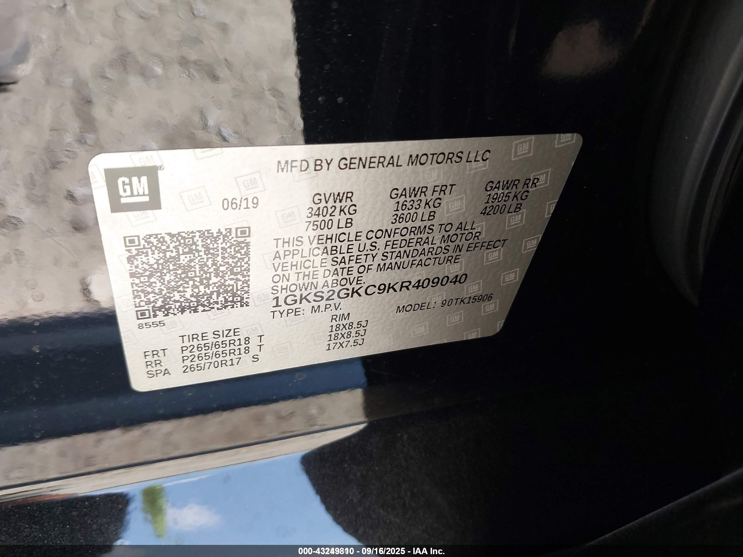 GMC YUKON image 9