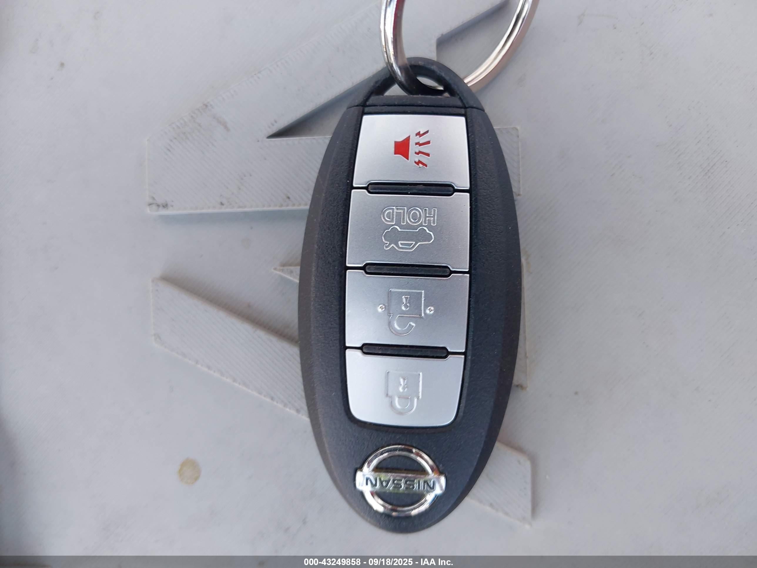 NISSAN ALTIMA image 11
