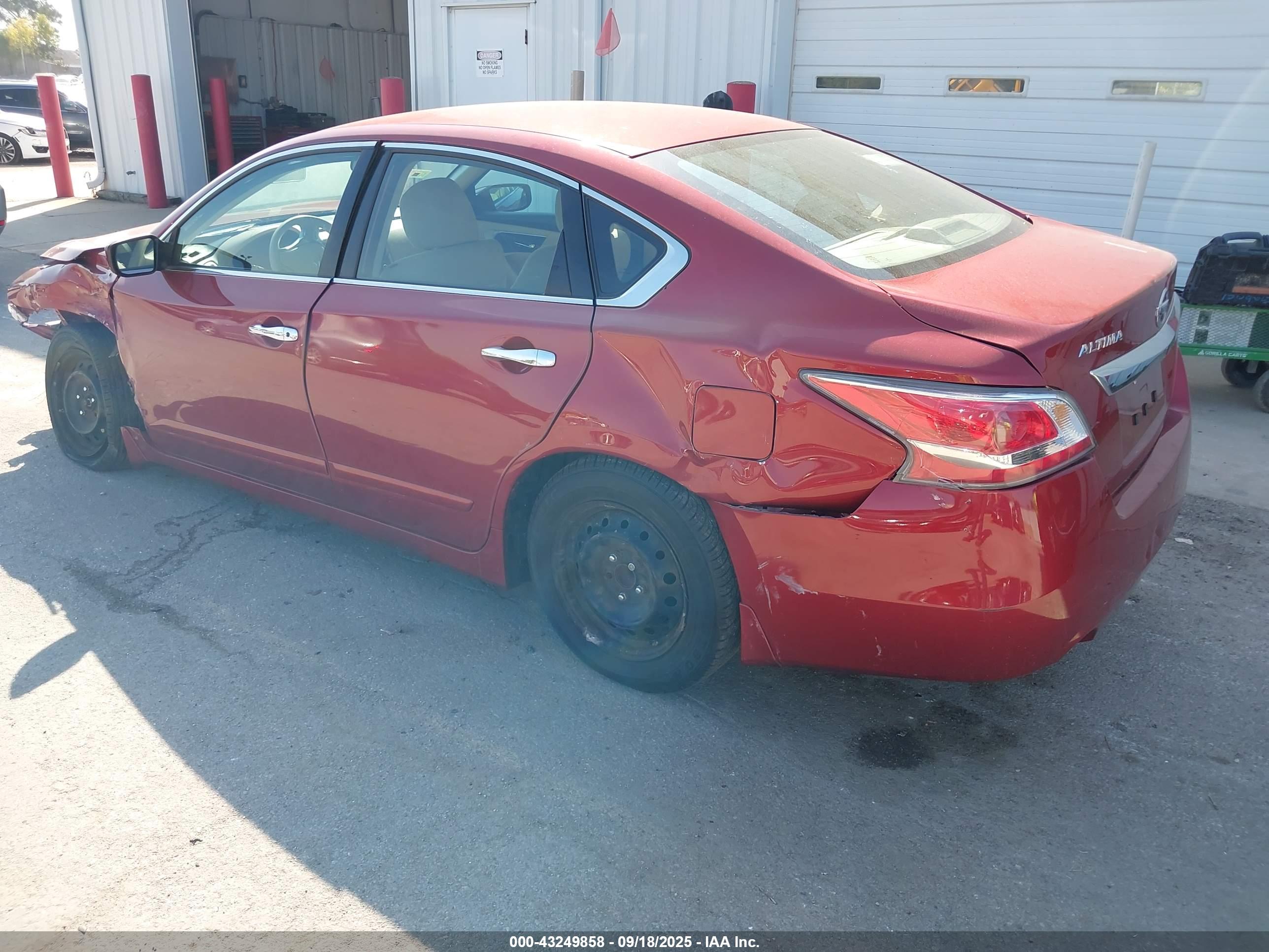 NISSAN ALTIMA image 3