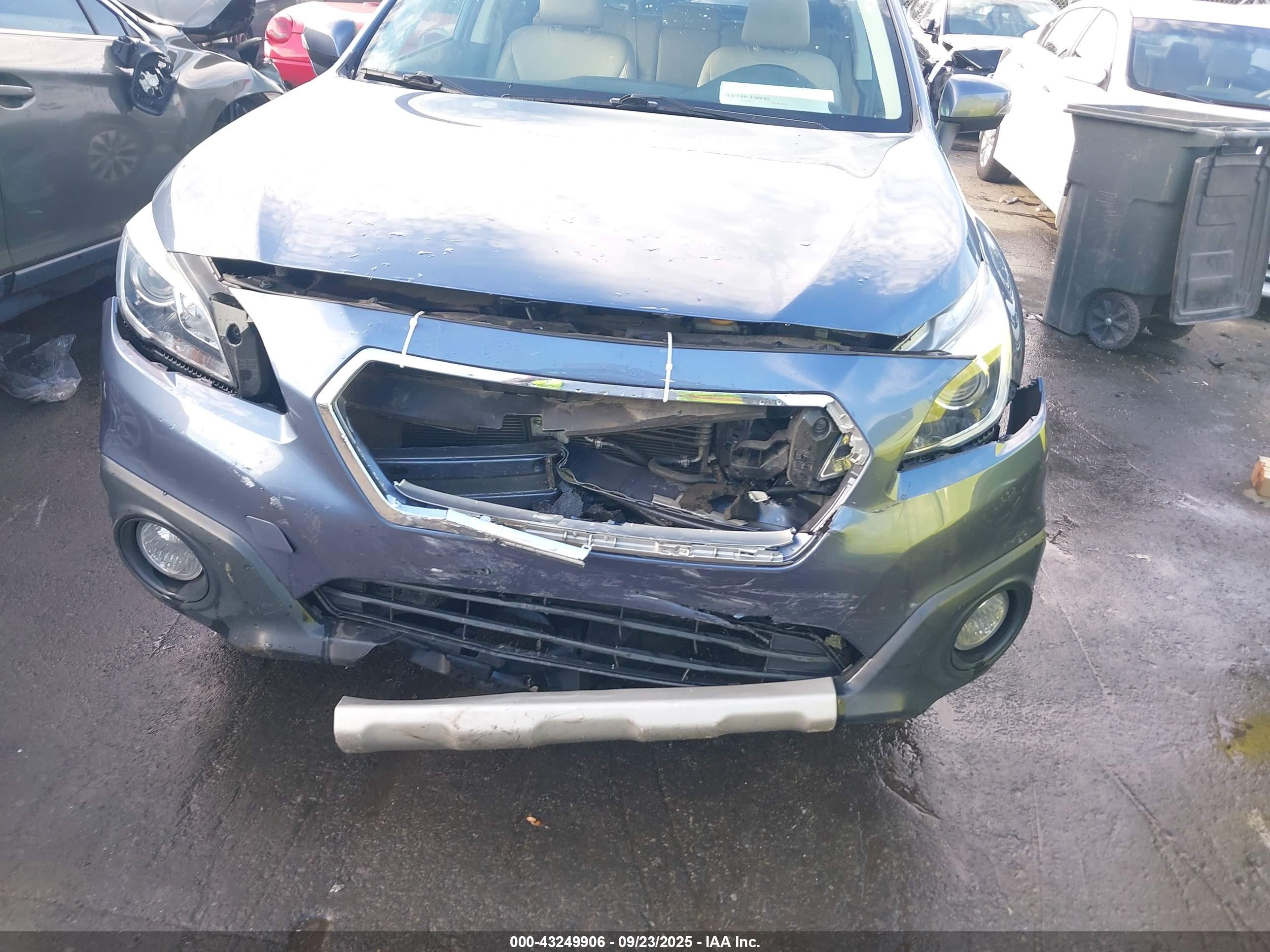 SUBARU OUTBACK image 6