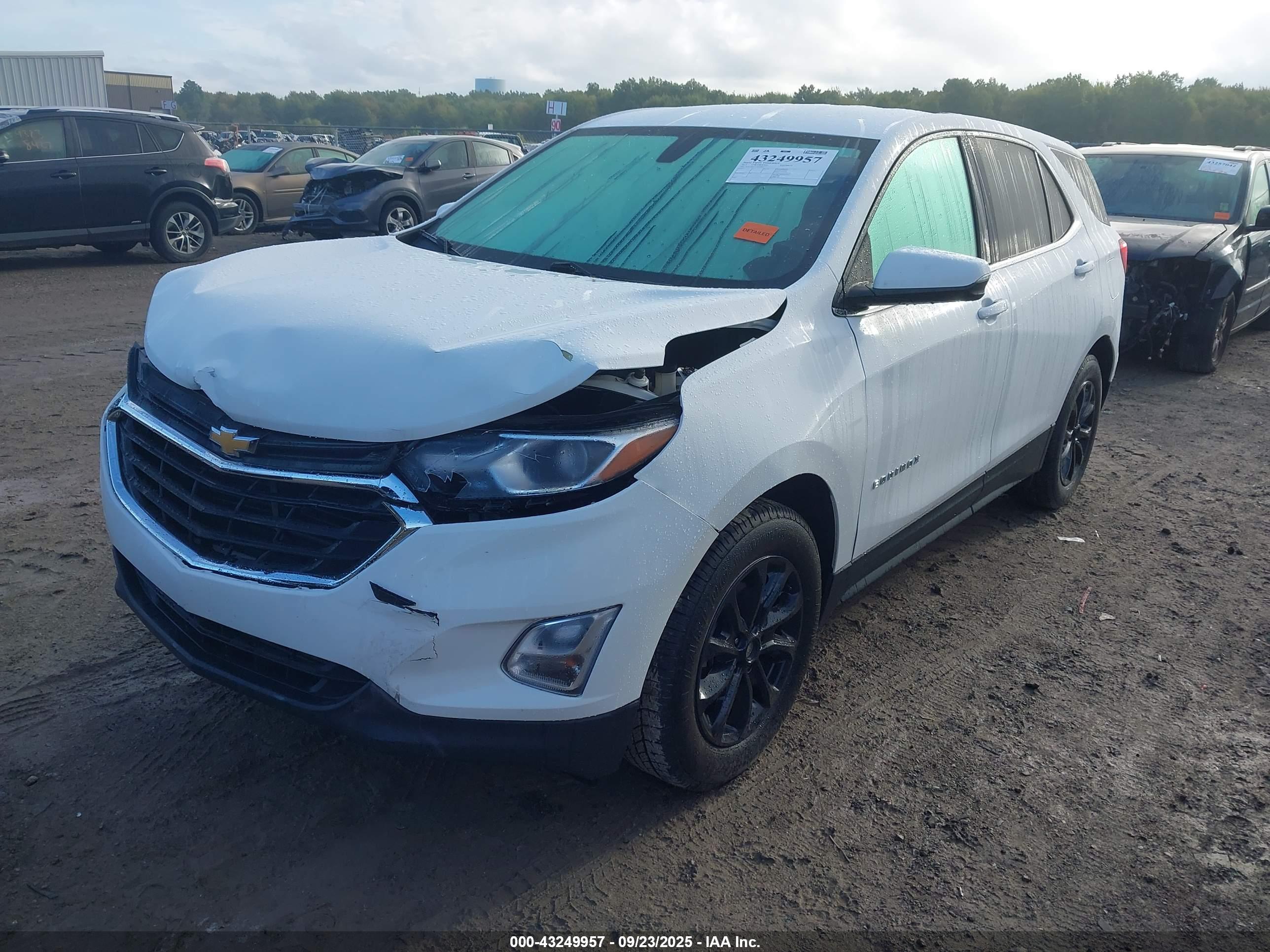 CHEVROLET EQUINOX image 2