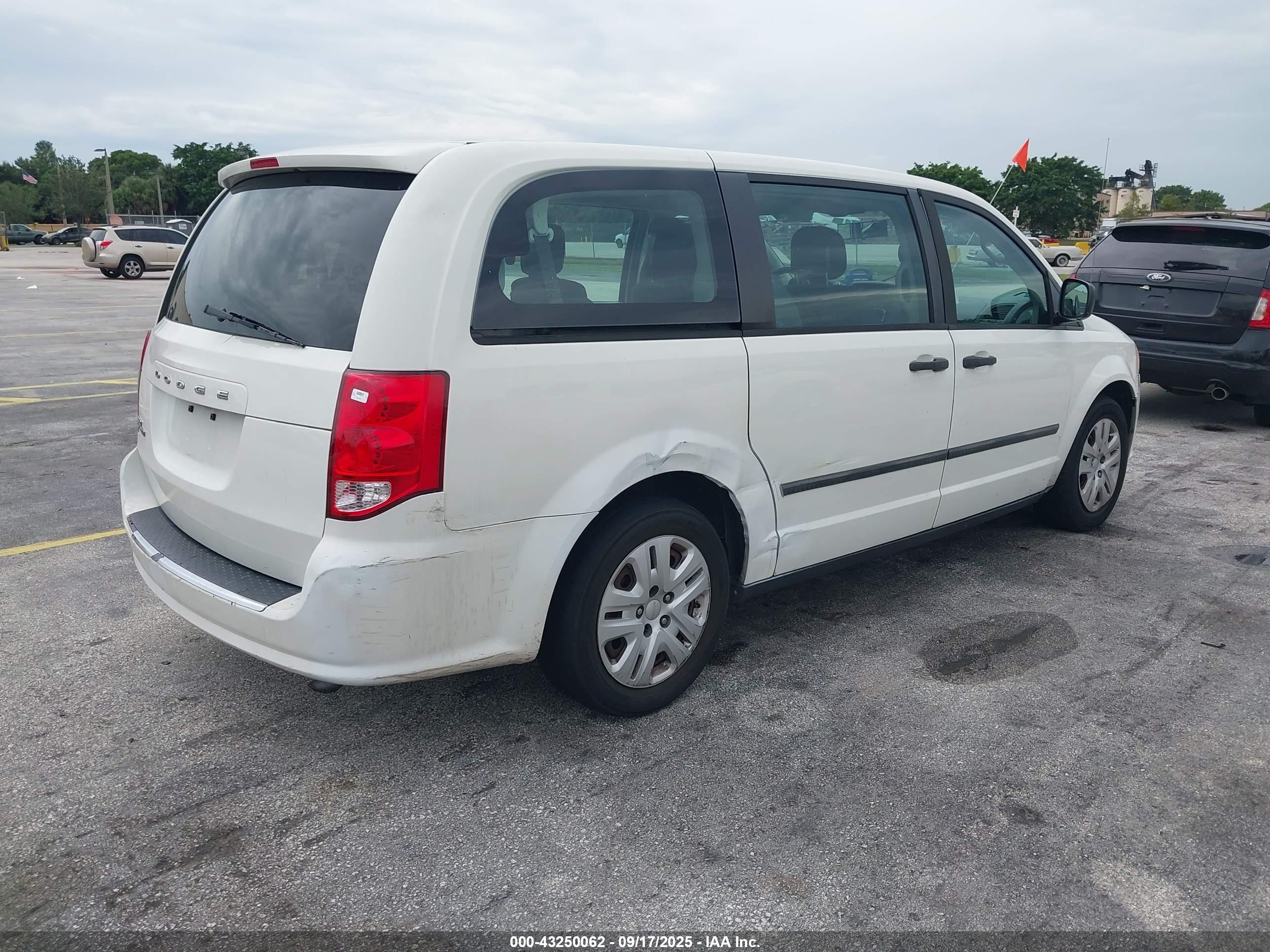 DODGE GRAND image 4