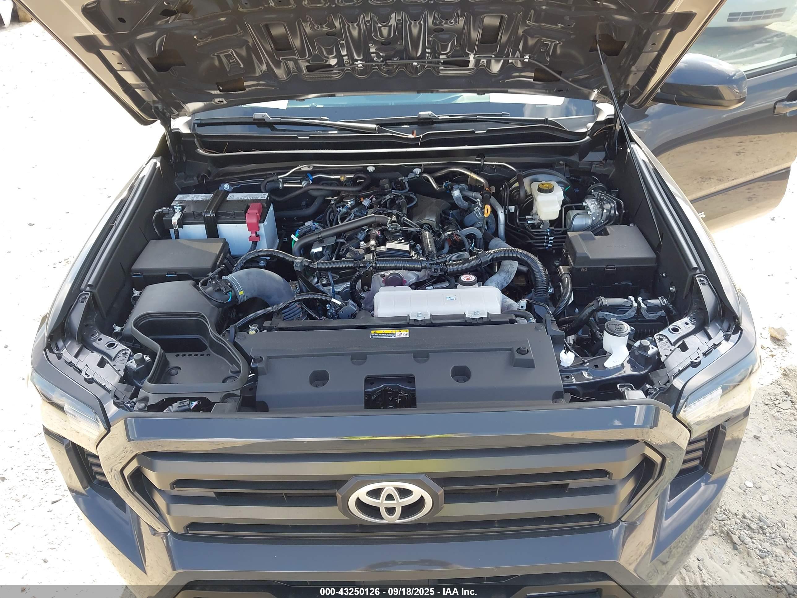 TOYOTA TACOMA image 10