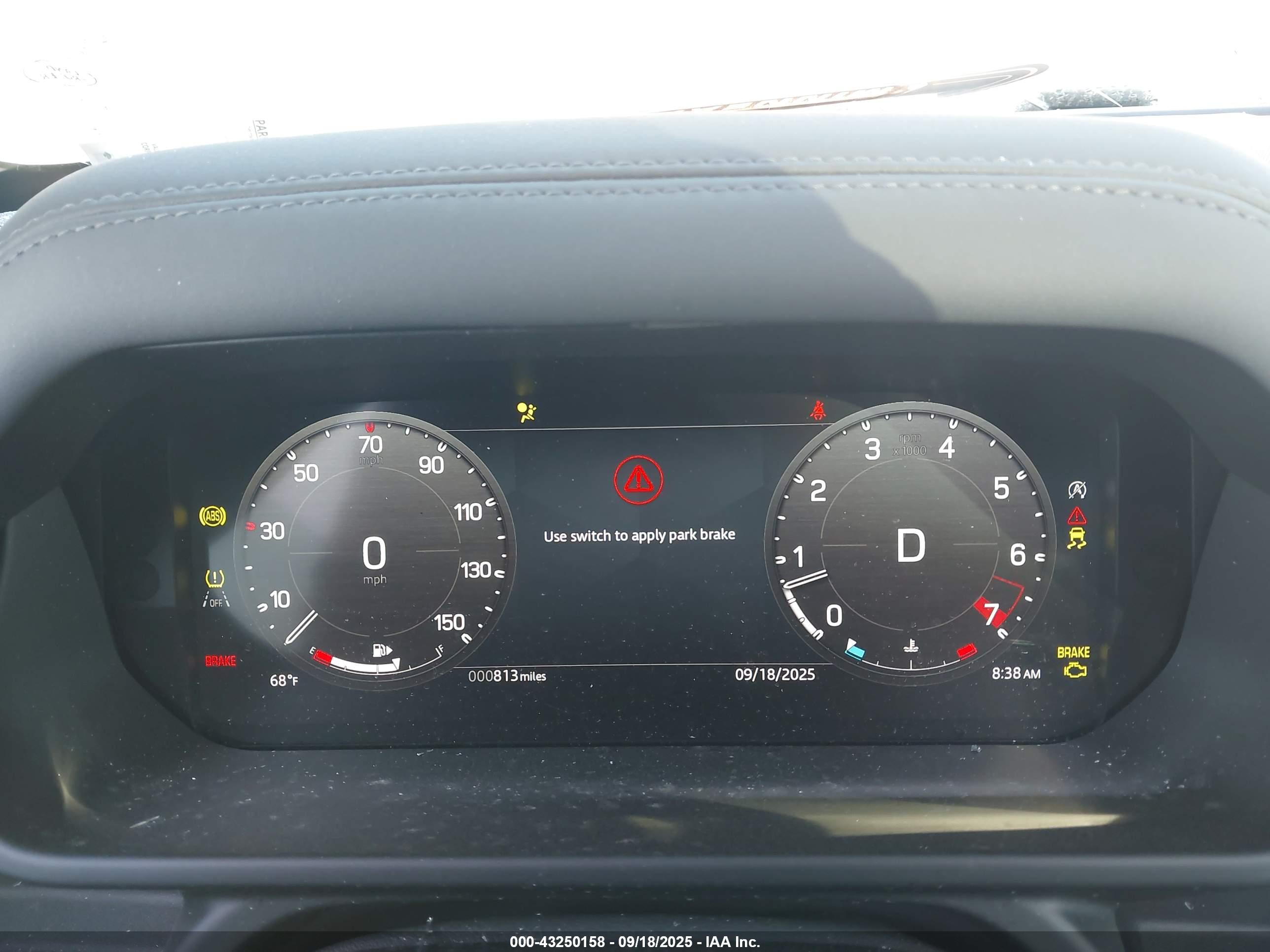 LAND ROVER image 7