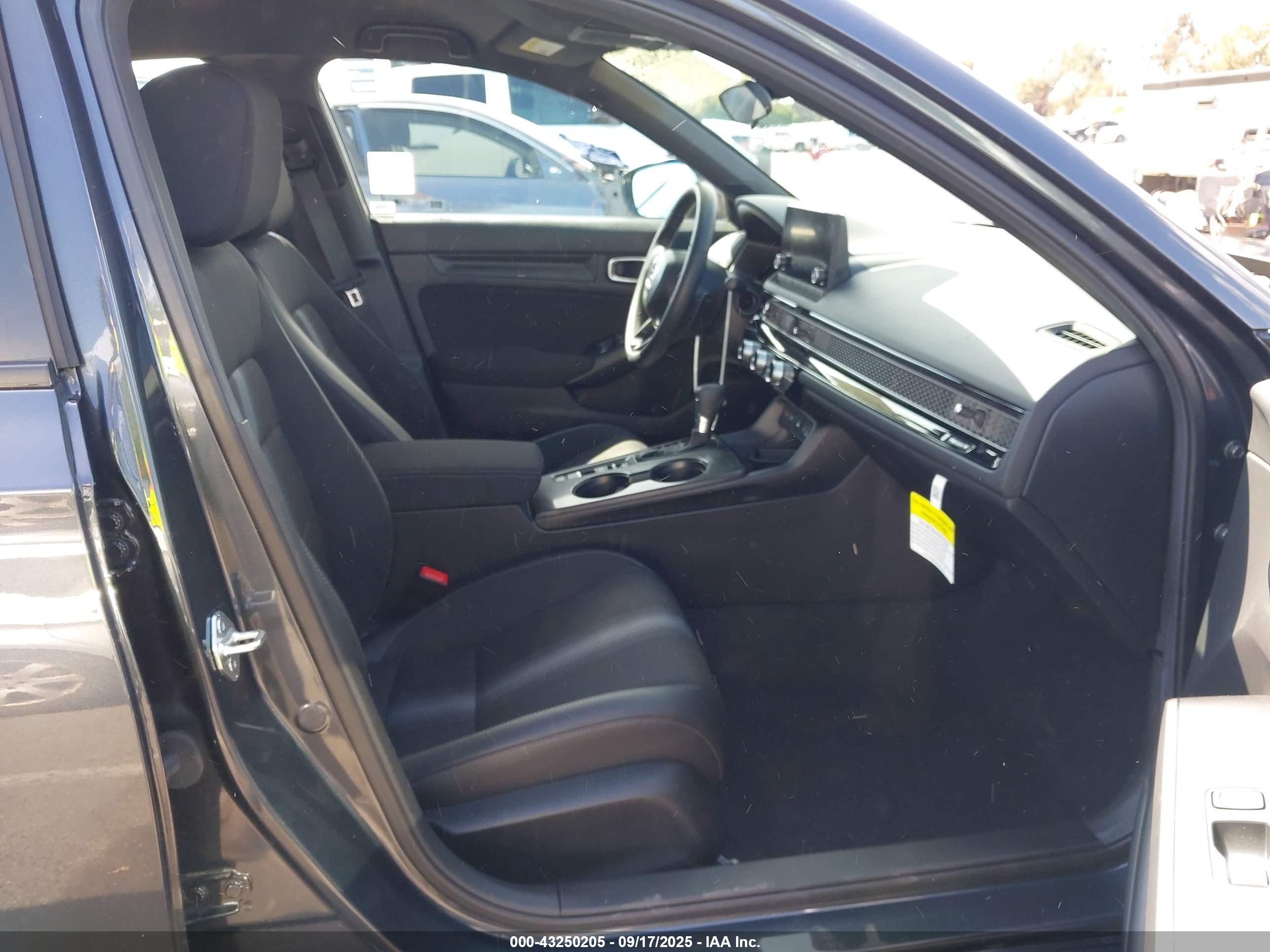 HONDA CIVIC image 5