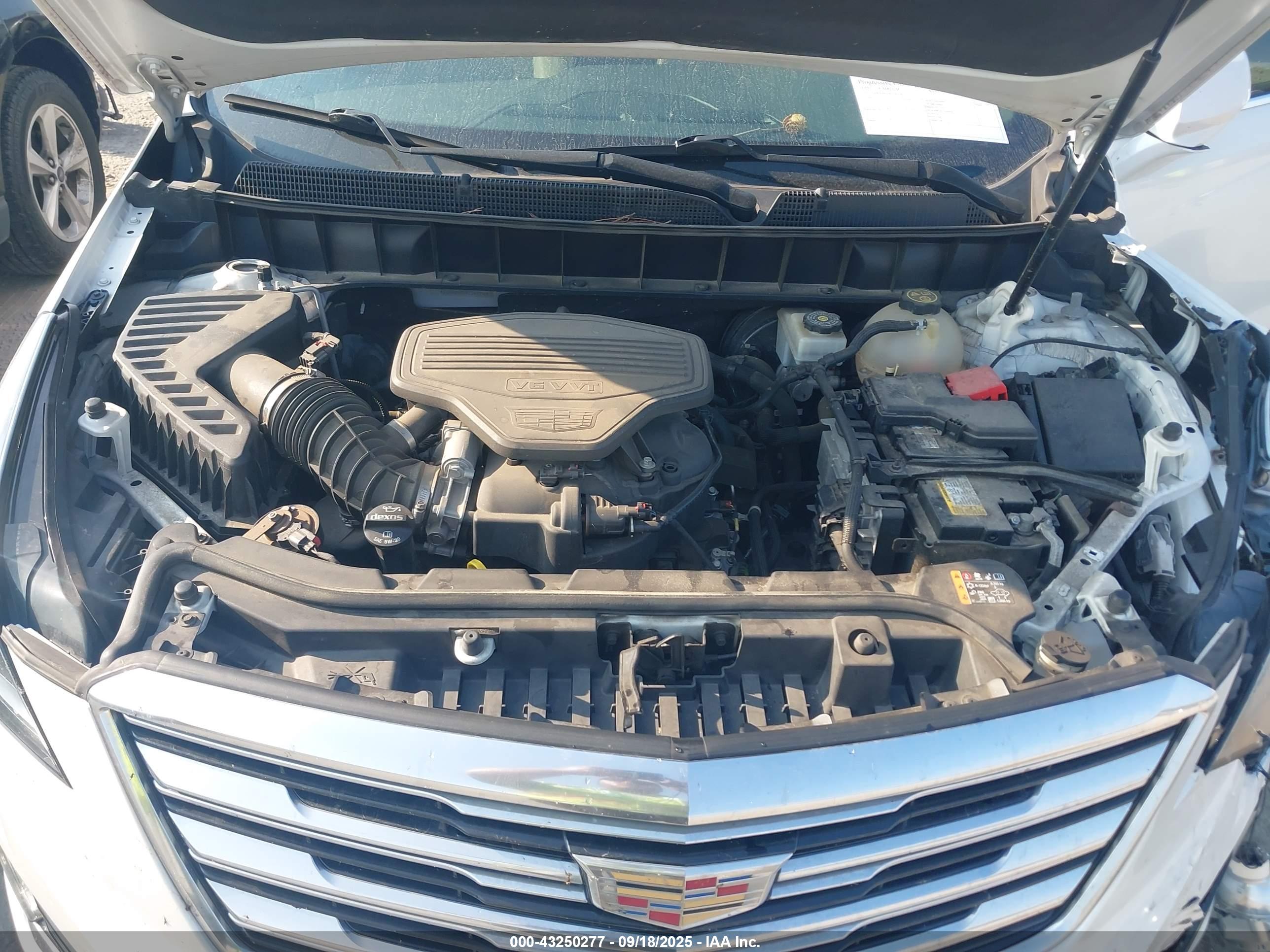 CADILLAC XT5 image 10