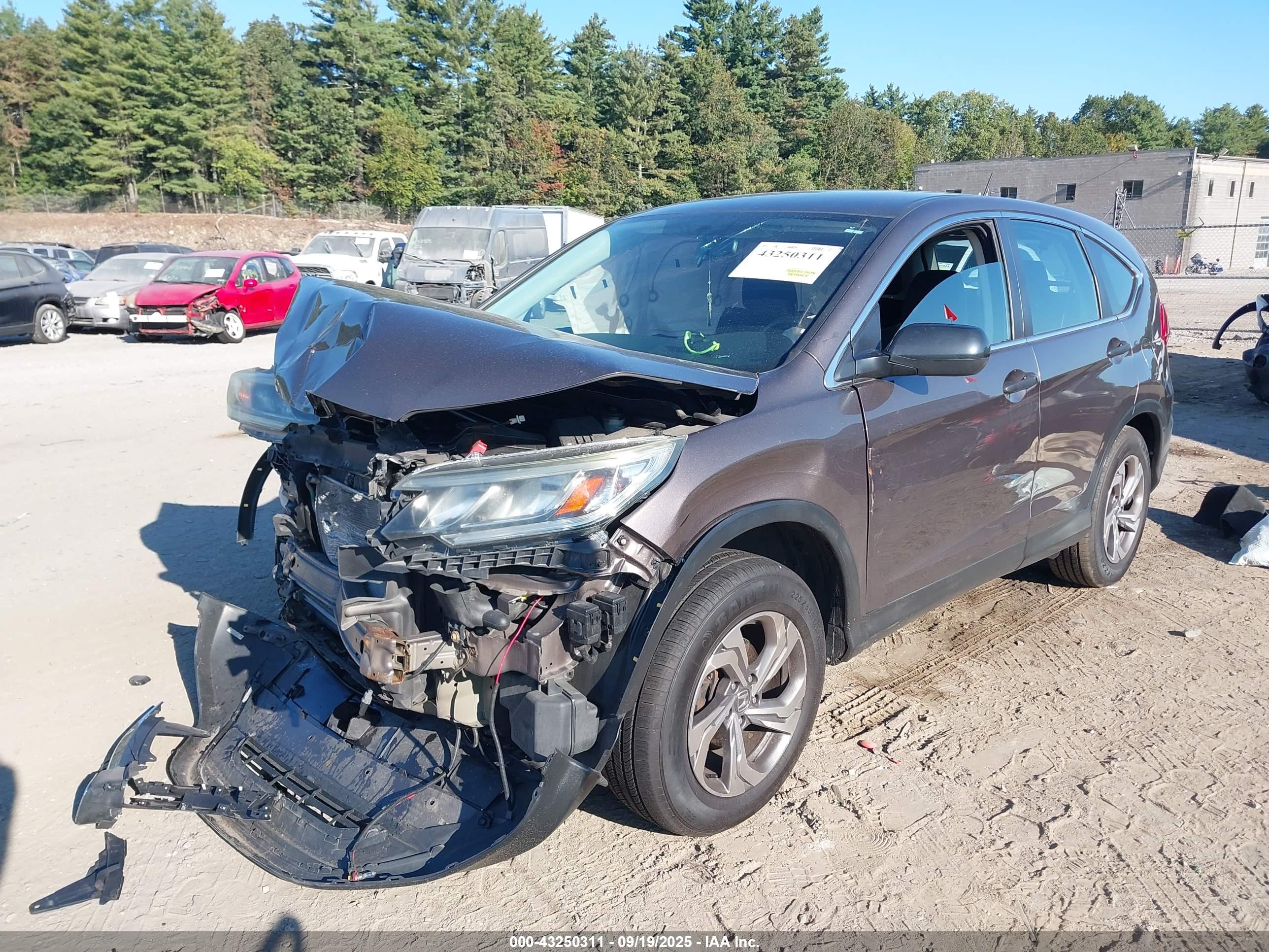 HONDA CR-V image 2