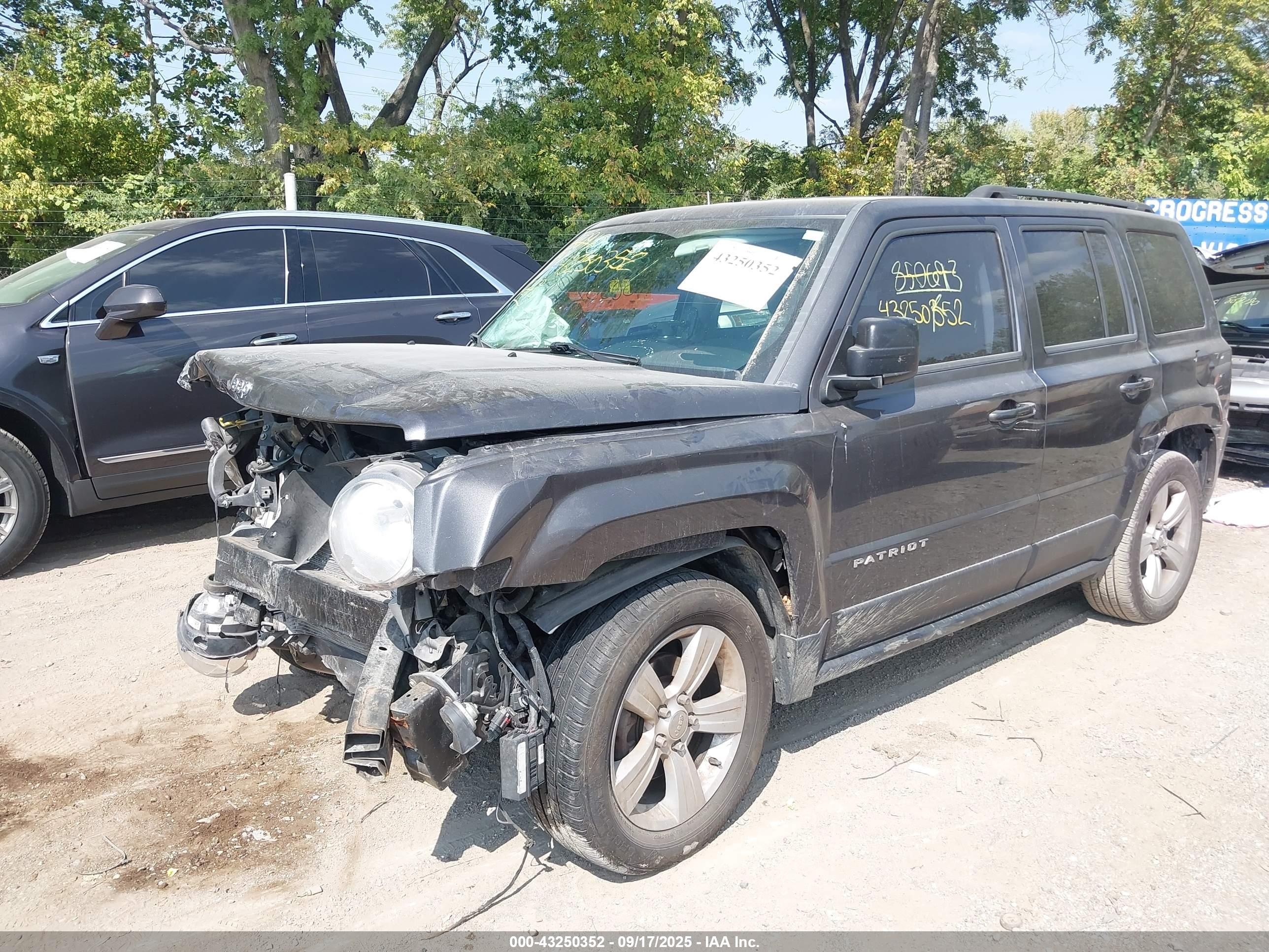 JEEP PATRIOT image 6