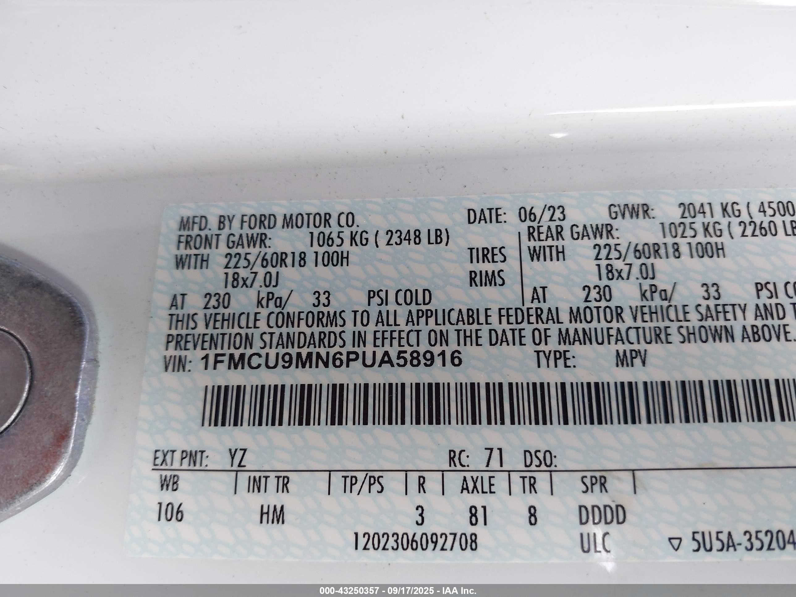 FORD ESCAPE image 9