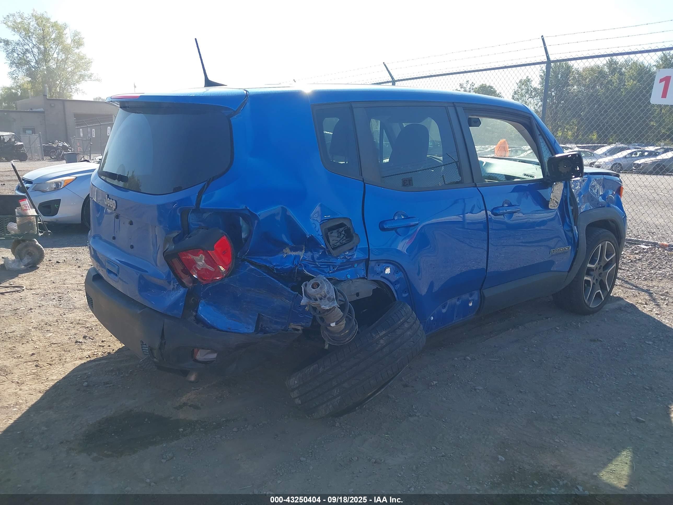 JEEP RENEGADE image 6