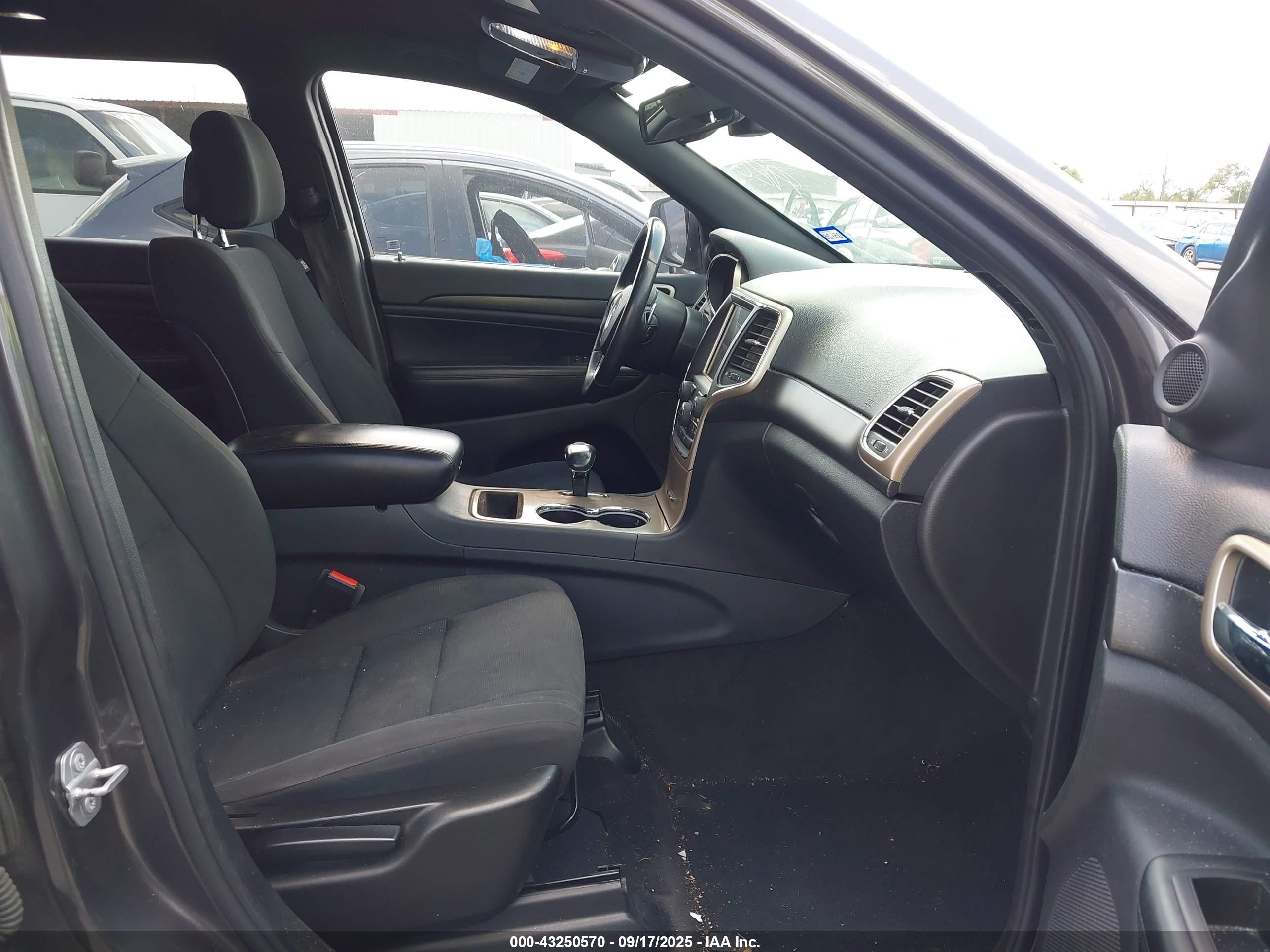 JEEP GRAND image 5