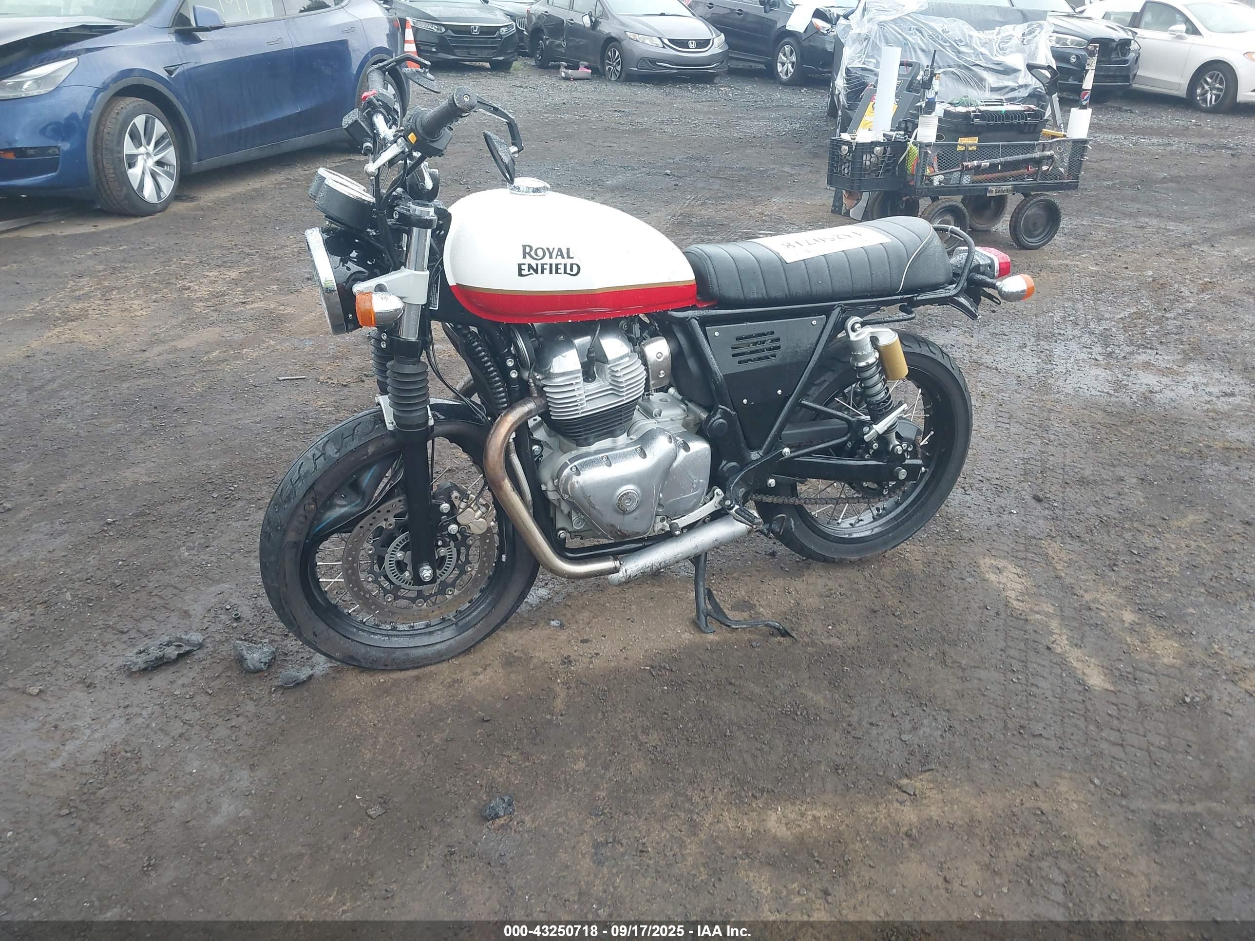 ROYAL ENFIELD image 2