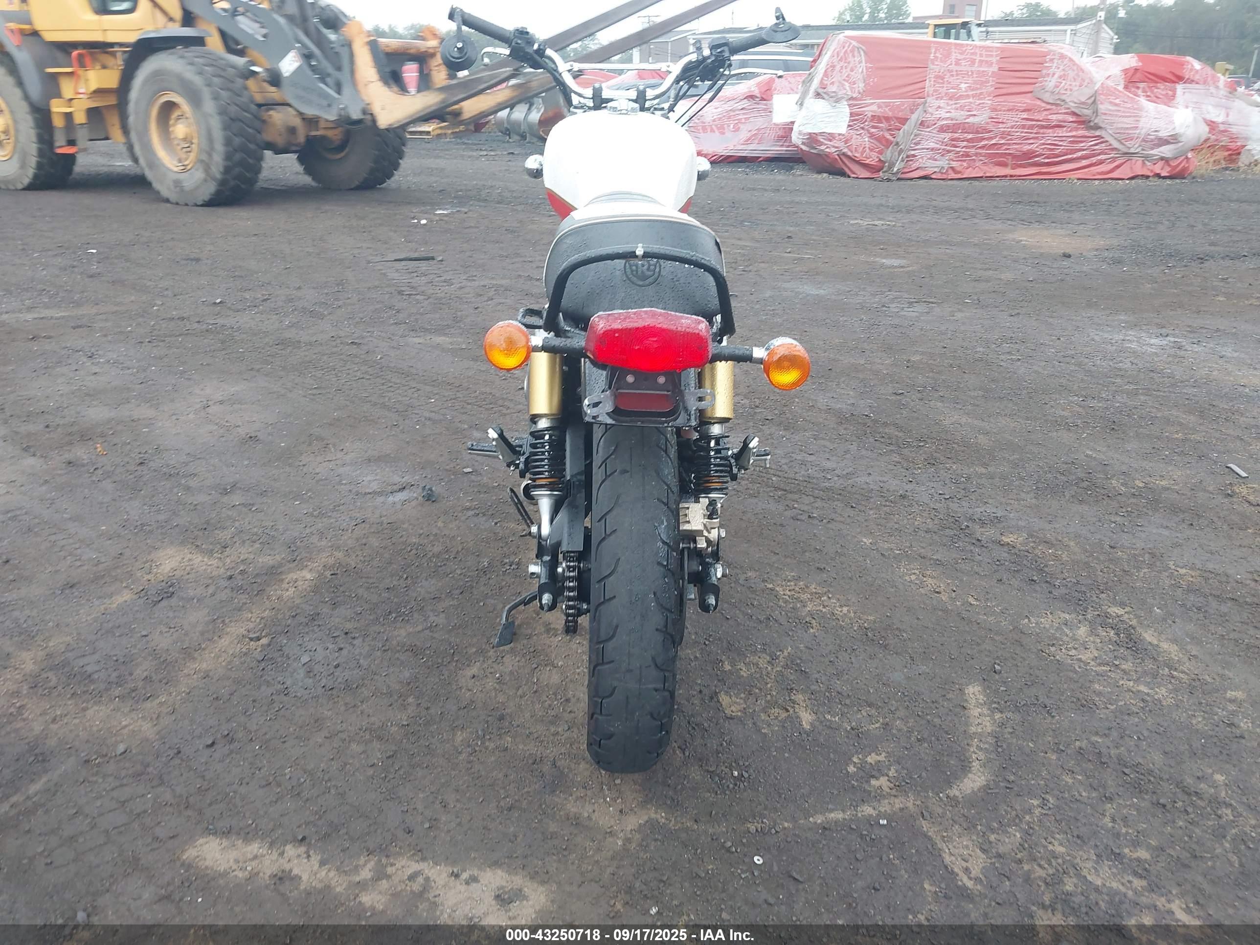 ROYAL ENFIELD image 6
