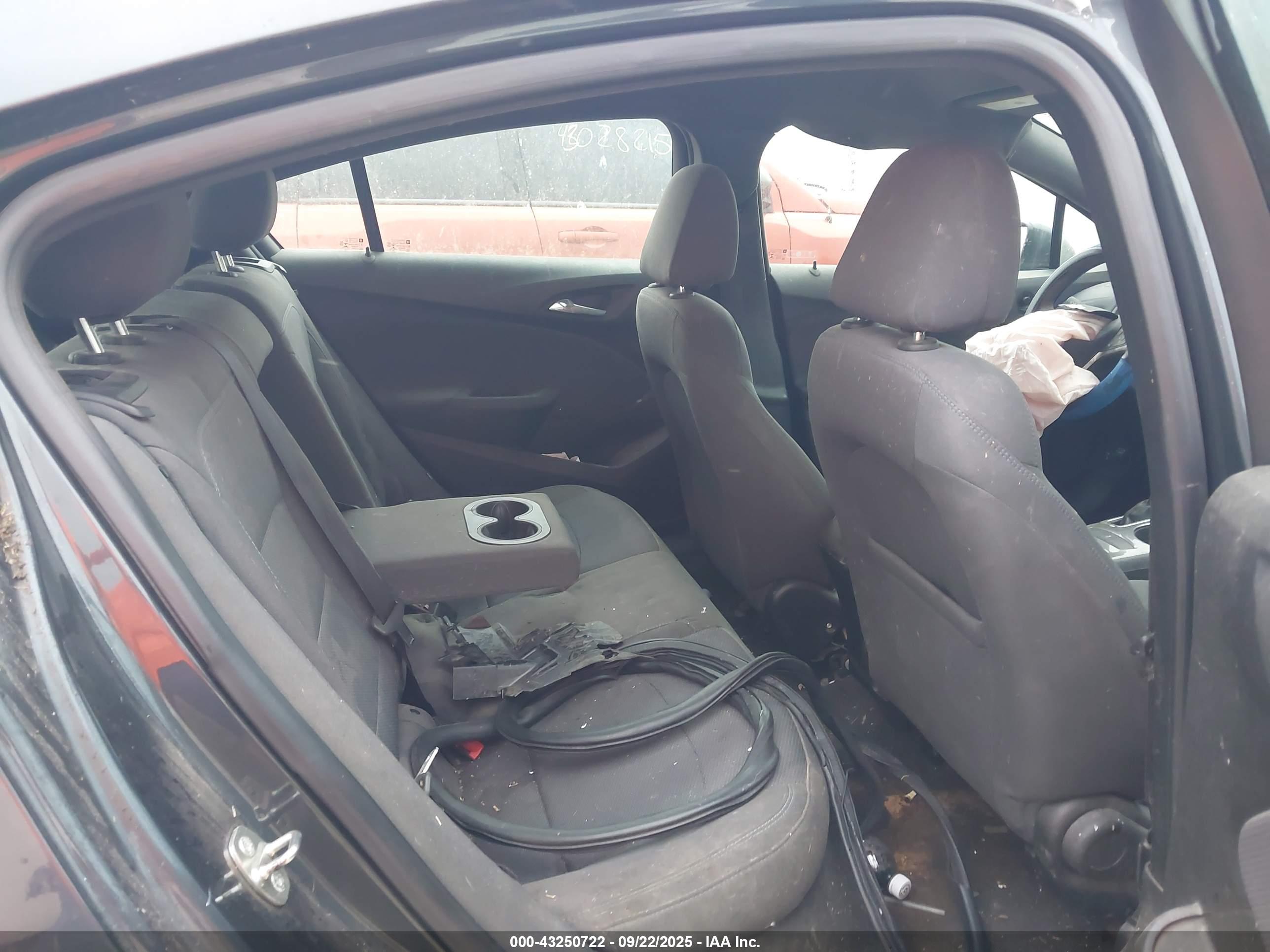 CHEVROLET CRUZE image 8