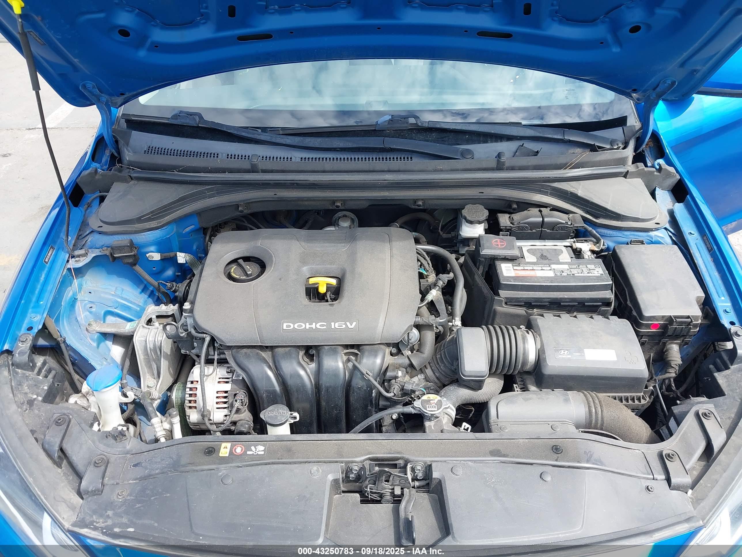HYUNDAI ELANTRA image 10