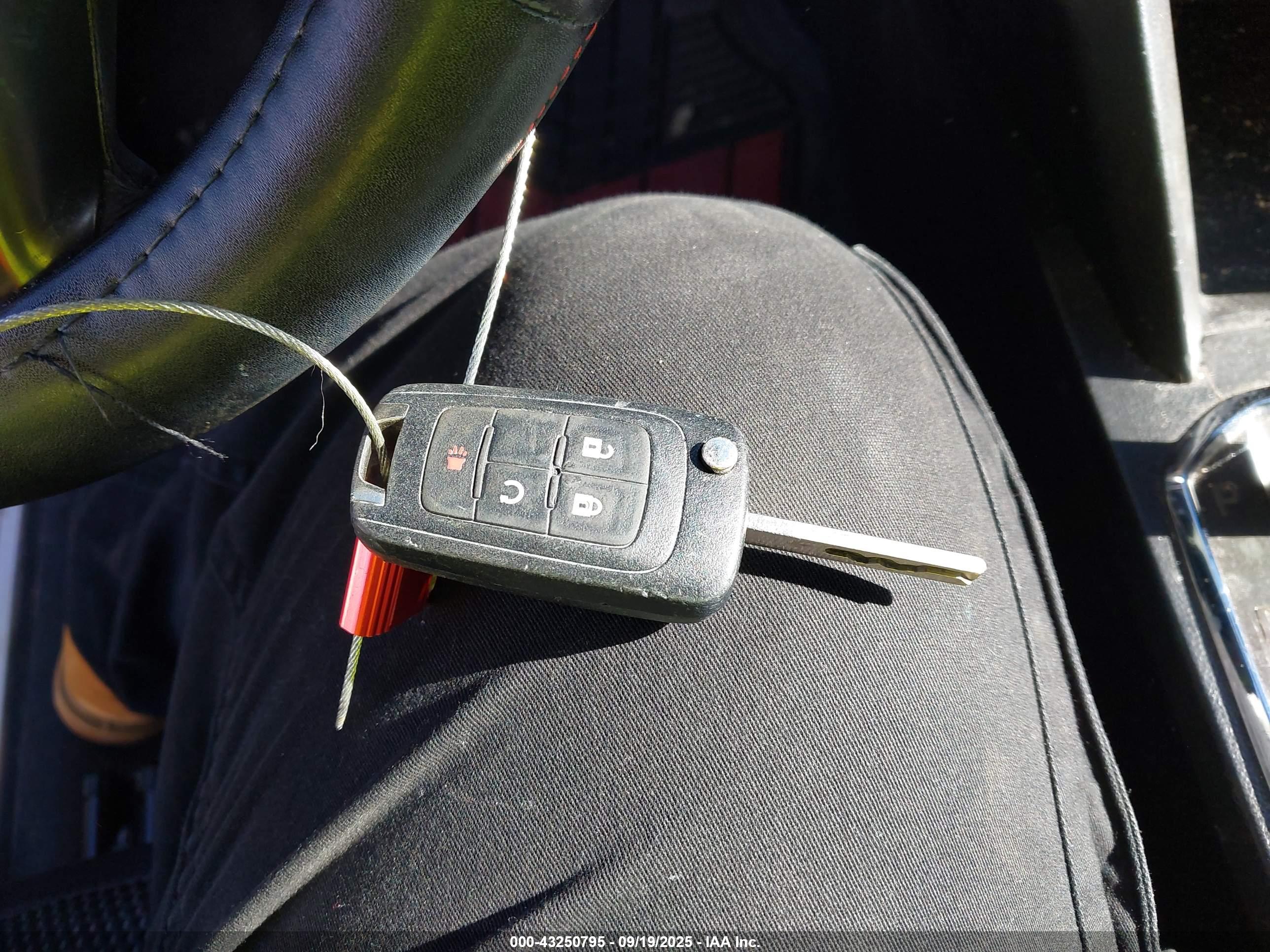 CHEVROLET EQUINOX image 11