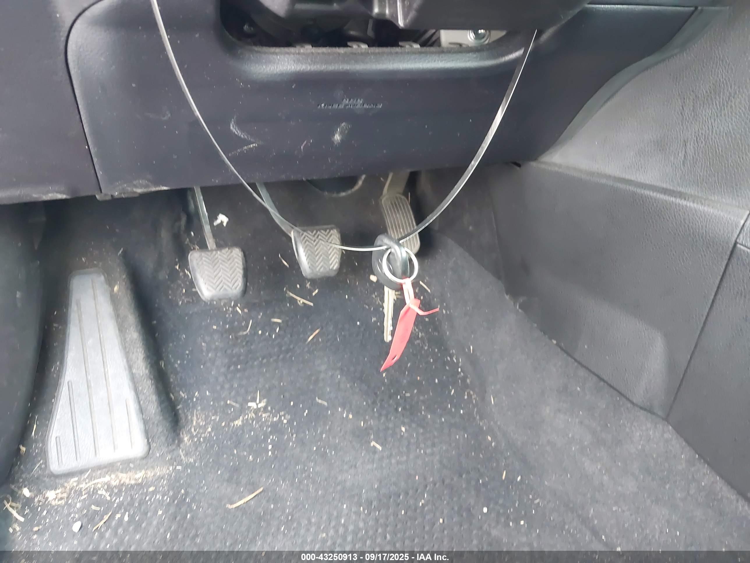 TOYOTA COROLLA image 11