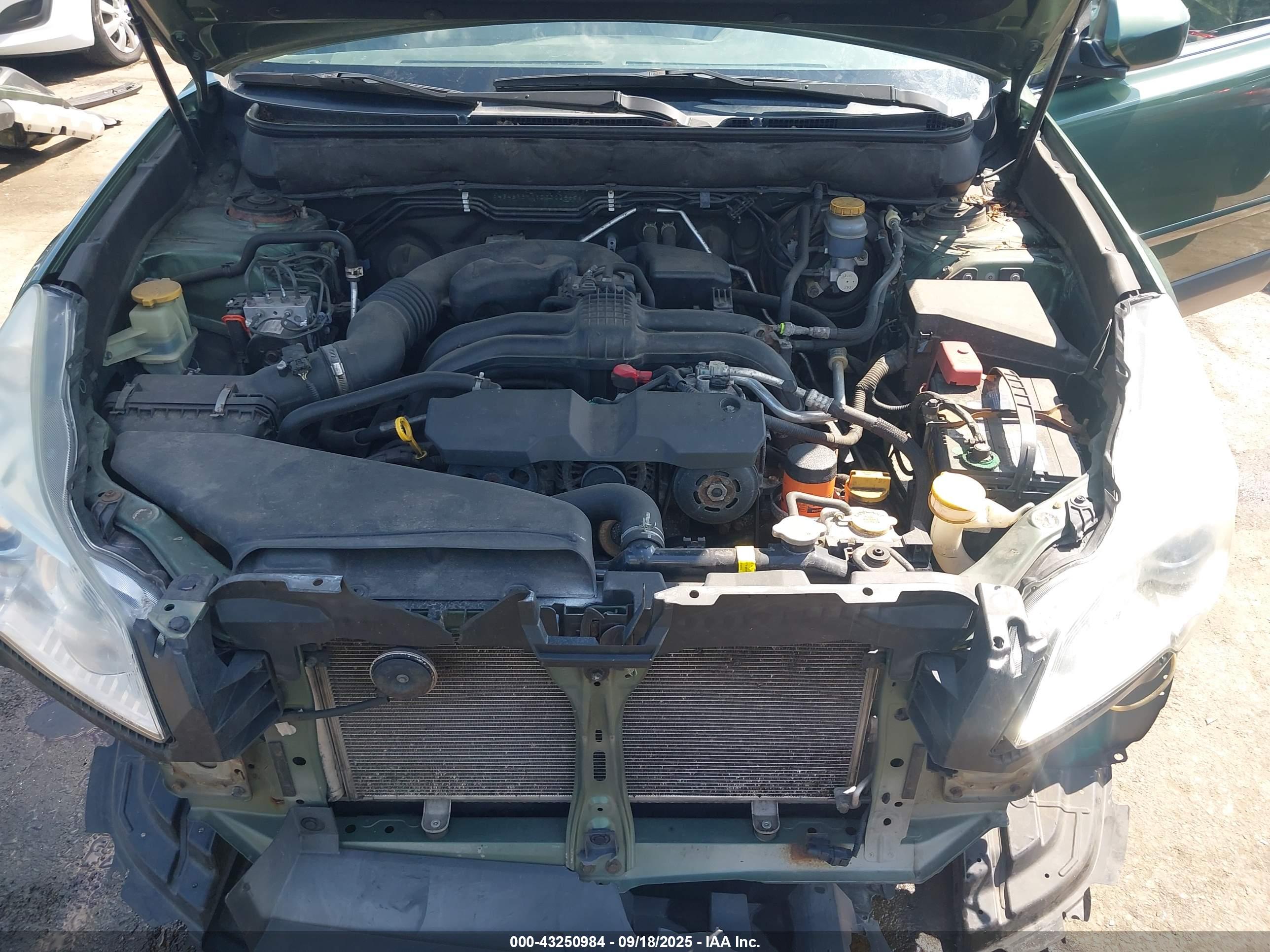 SUBARU OUTBACK image 10